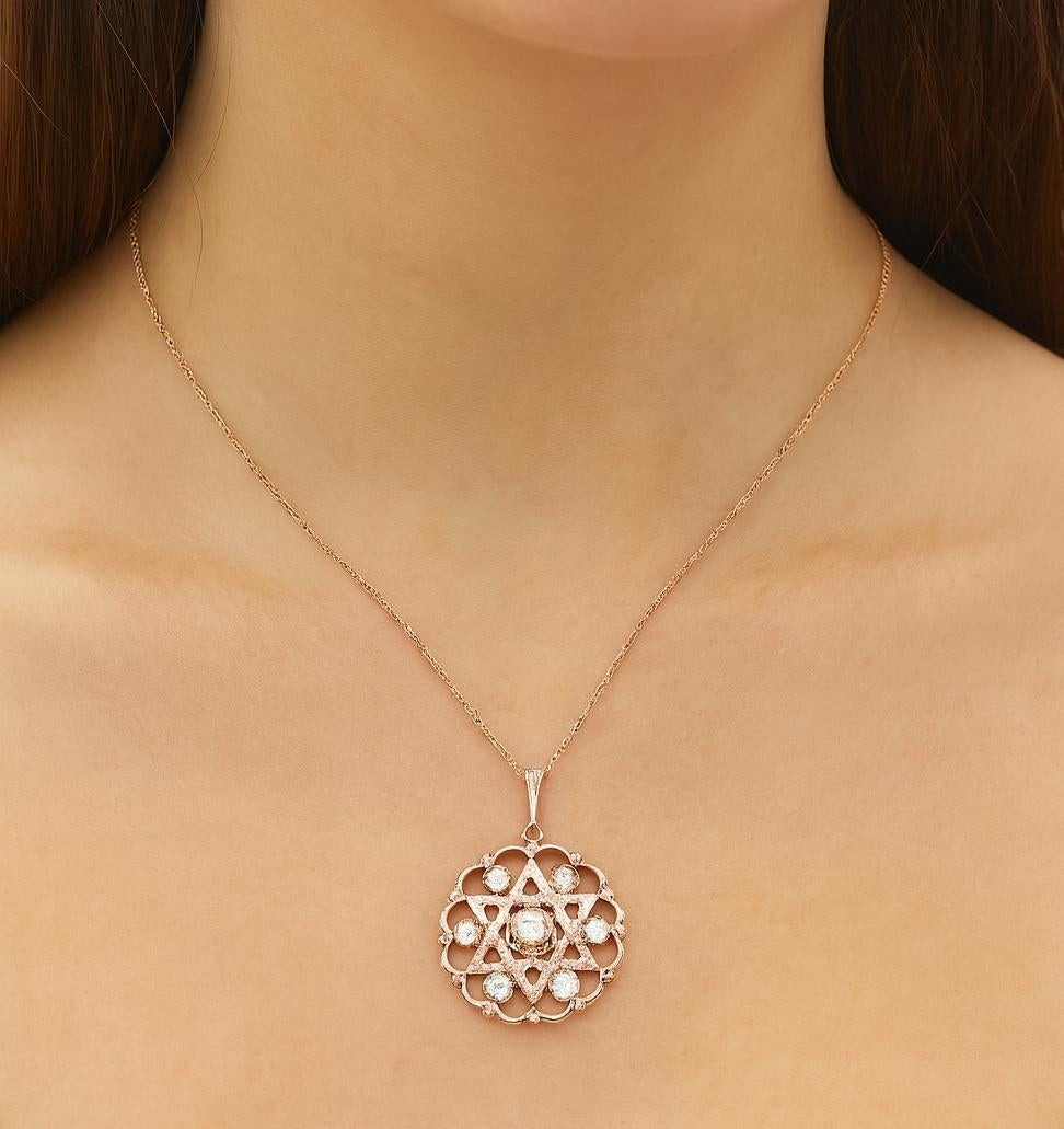 Ciondolo a medaglione in oro giallo rosato 14k con diamante da 1,53 carati A. David in vendita 8