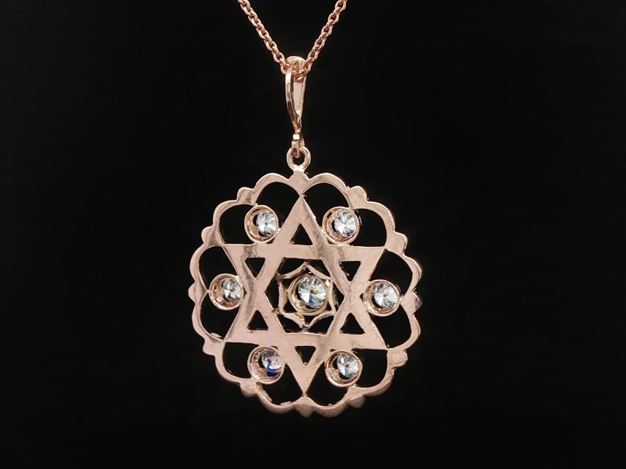 Taglio brillante Ciondolo a medaglione in oro giallo rosato 14k con diamante da 1,53 carati A. David in vendita