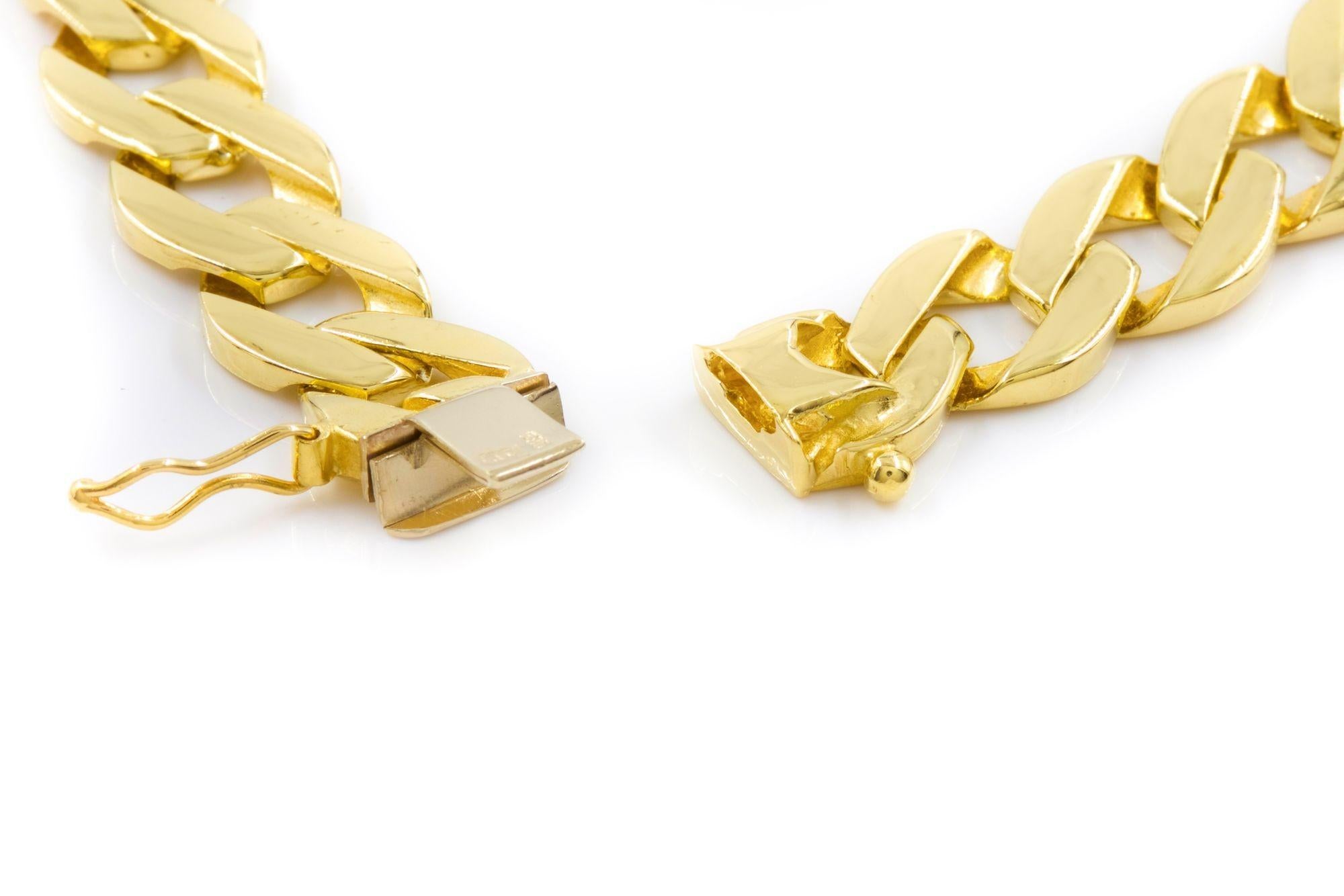 Vintage 14k Solid Gold Curb-Link Bracelet, Wearable Length, 30.5 Grams For Sale 1