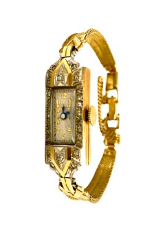 Vintage 14k Solid Gold Ladies Bulova 24 Diamond Watch Working