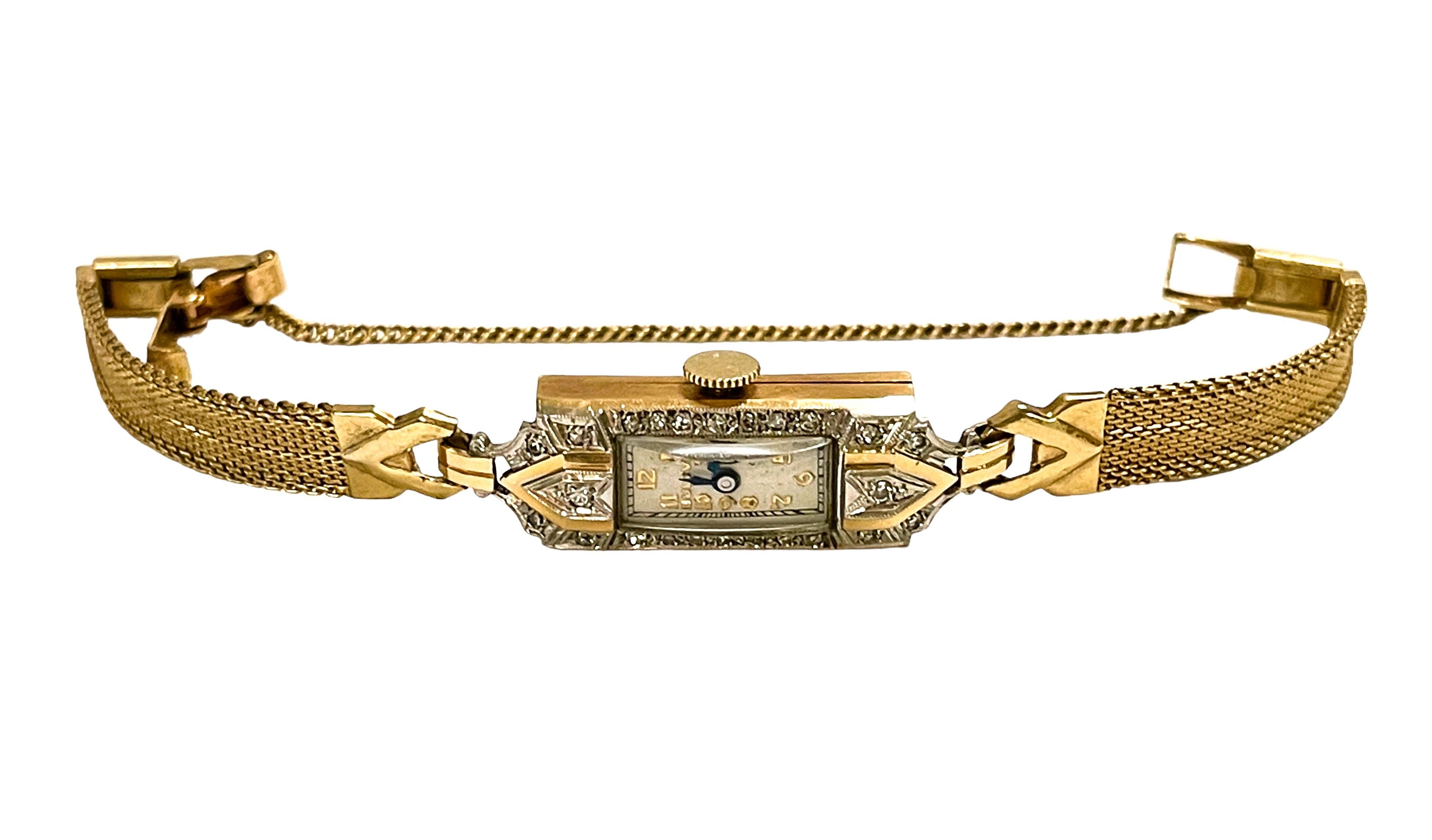 Art Deco Vintage 14k Solid Gold Ladies Bulova 24 Diamond Watch Working