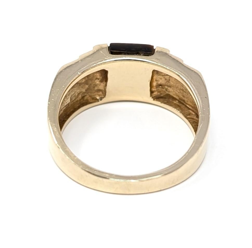 Cabochon Anello d'epoca con occhio di tigre 14k in oro giallo massiccio da uomo taglia 11,75 in vendita