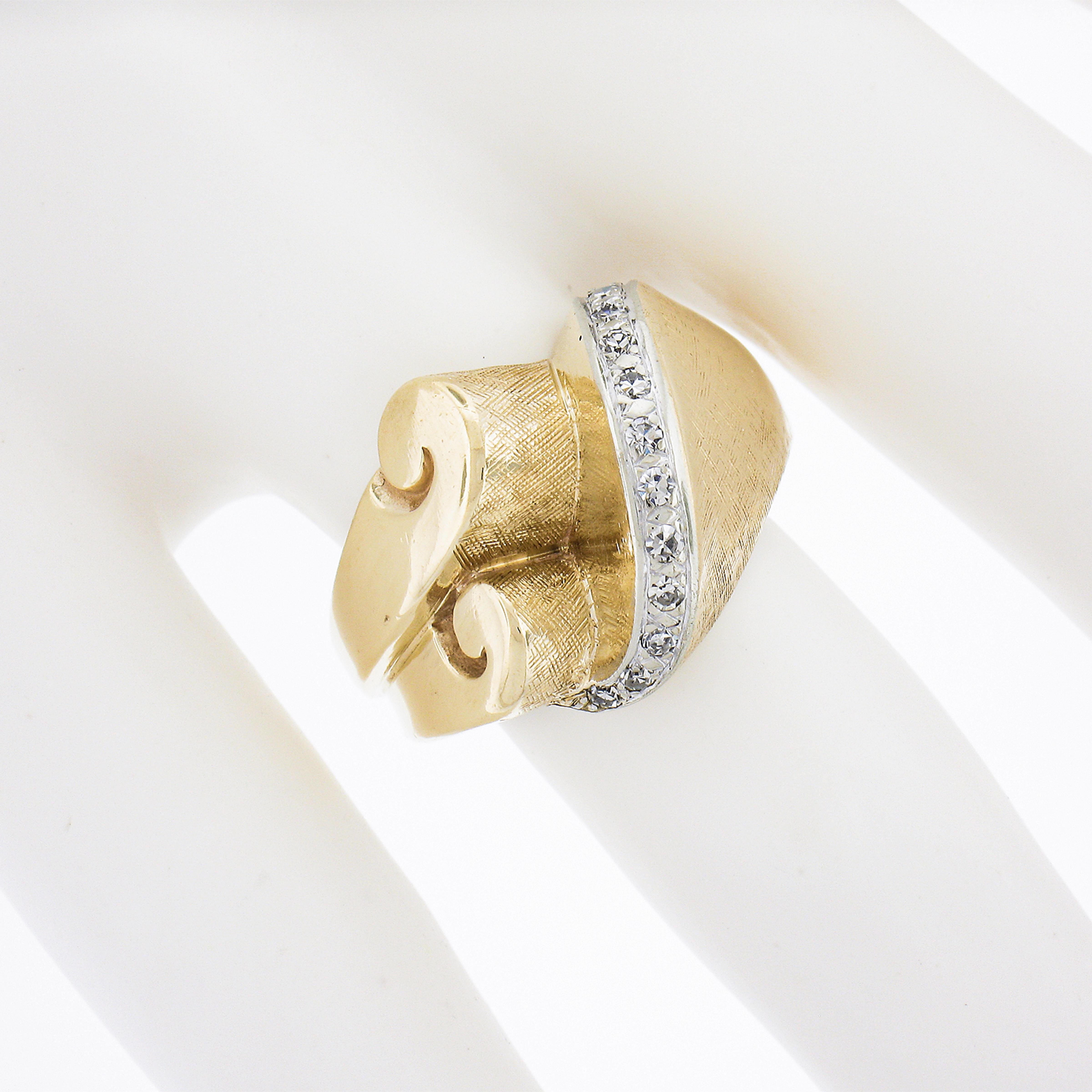 Vintage 14k TT Gold Diamond Florentine & Polished Finish Cocktail Statement Ring In Excellent Condition For Sale In Montclair, NJ