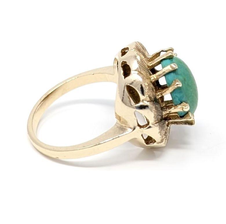Vintage 14k Turquoise Ring Fine Solid Yellow Gold Cocktail Statement US Size 7 In Good Condition For Sale In Greer, SC
