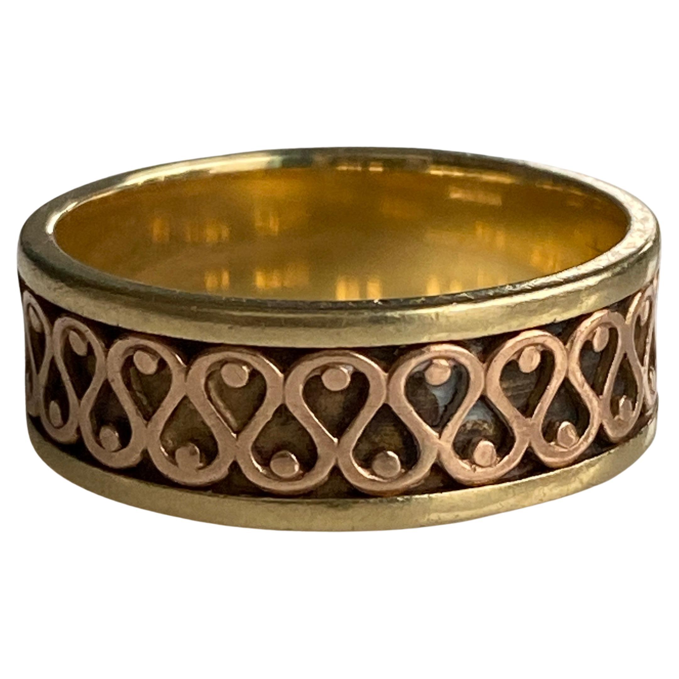 Vintage 14k Two-Tone Pattern Design Ring For Sale