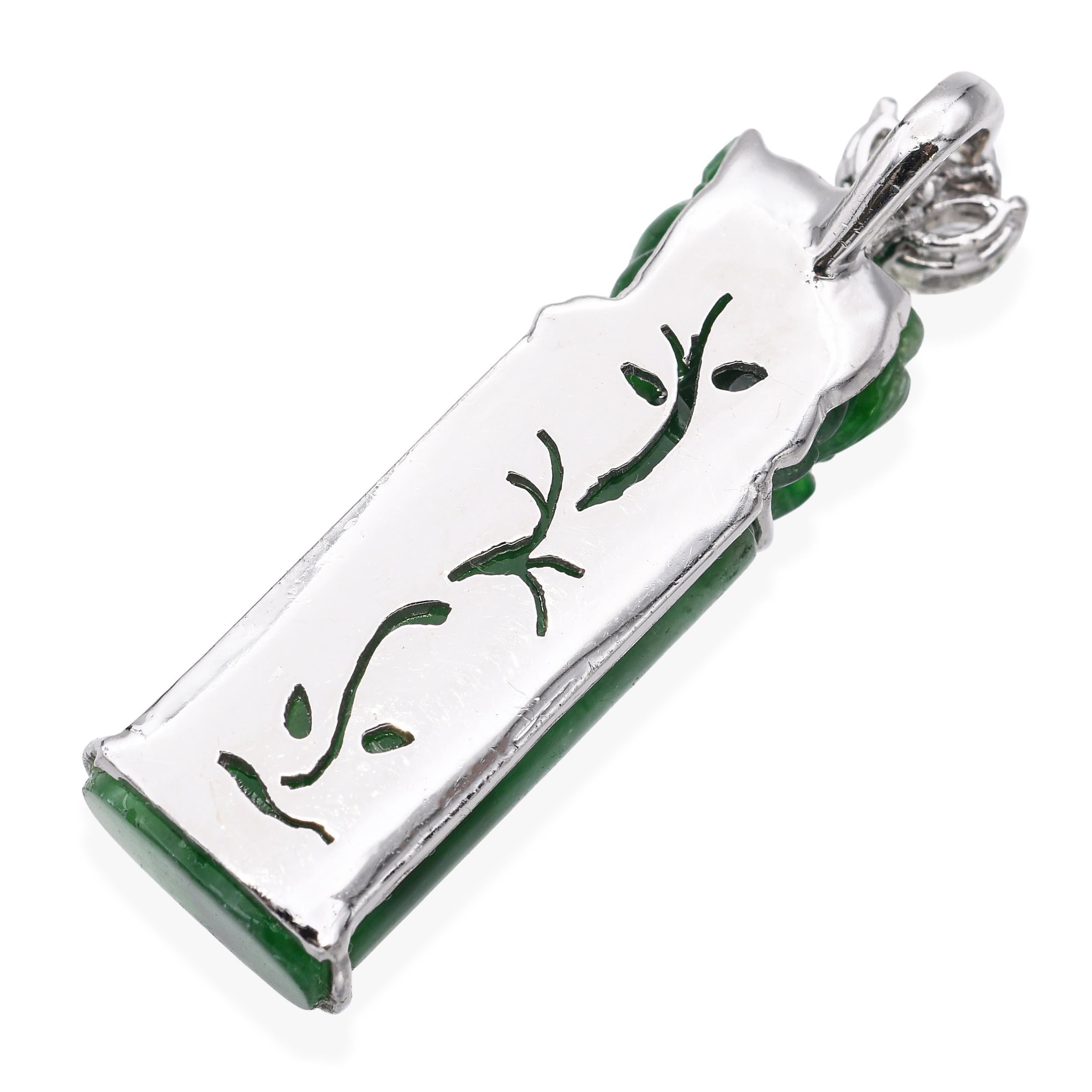 Vintage 14k Weißgold 0,25tcw Diamant und Jade Anhänger im Zustand „Gut“ im Angebot in New York, NY