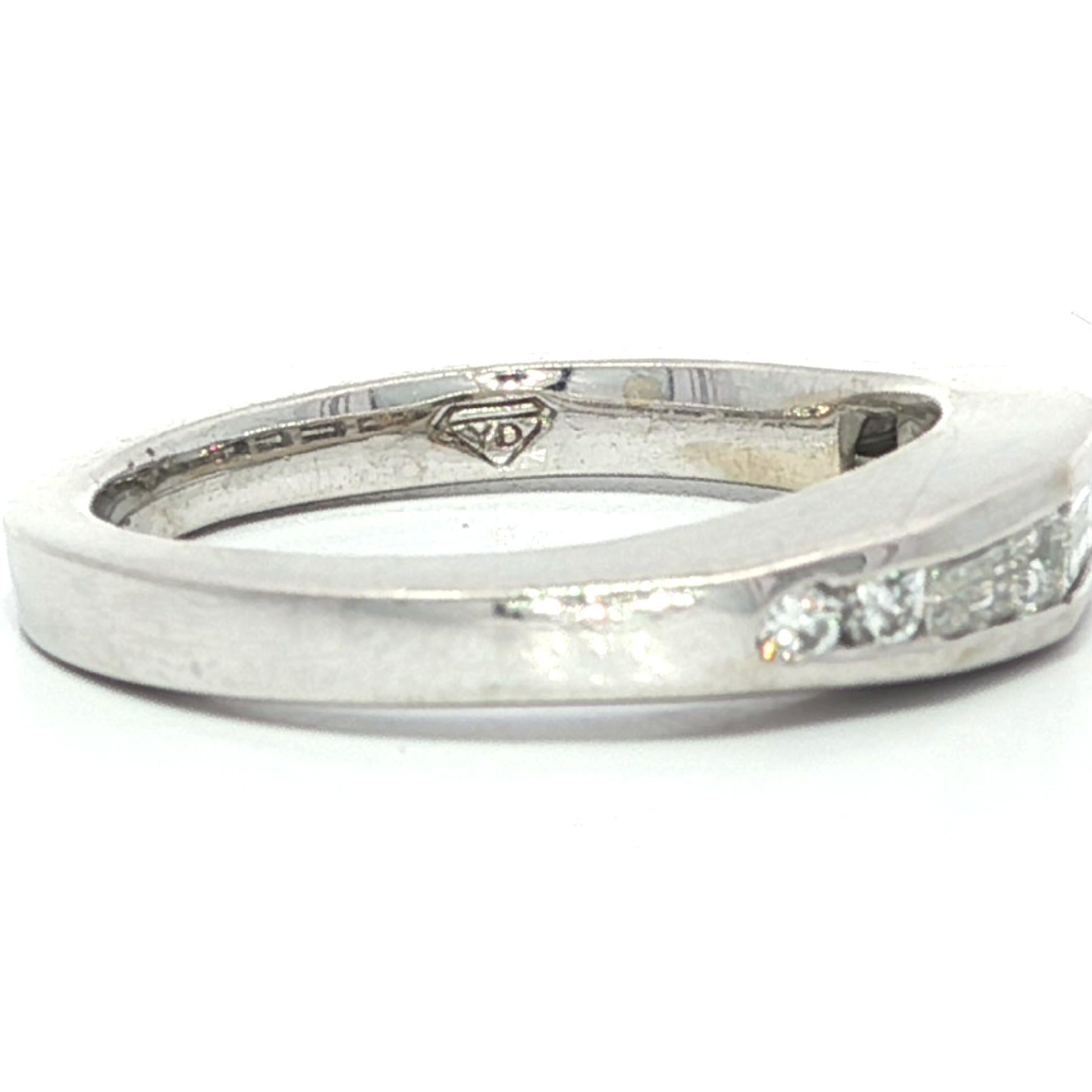 Vintage 14k Weißgold 0,45ct Channel Set Diamond Wide Unique Band Ring im Zustand „Gut“ im Angebot in Montclair, NJ