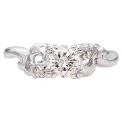 Anillo de compromiso vintage de oro blanco de 14k y diamantes de 0,61 ct
