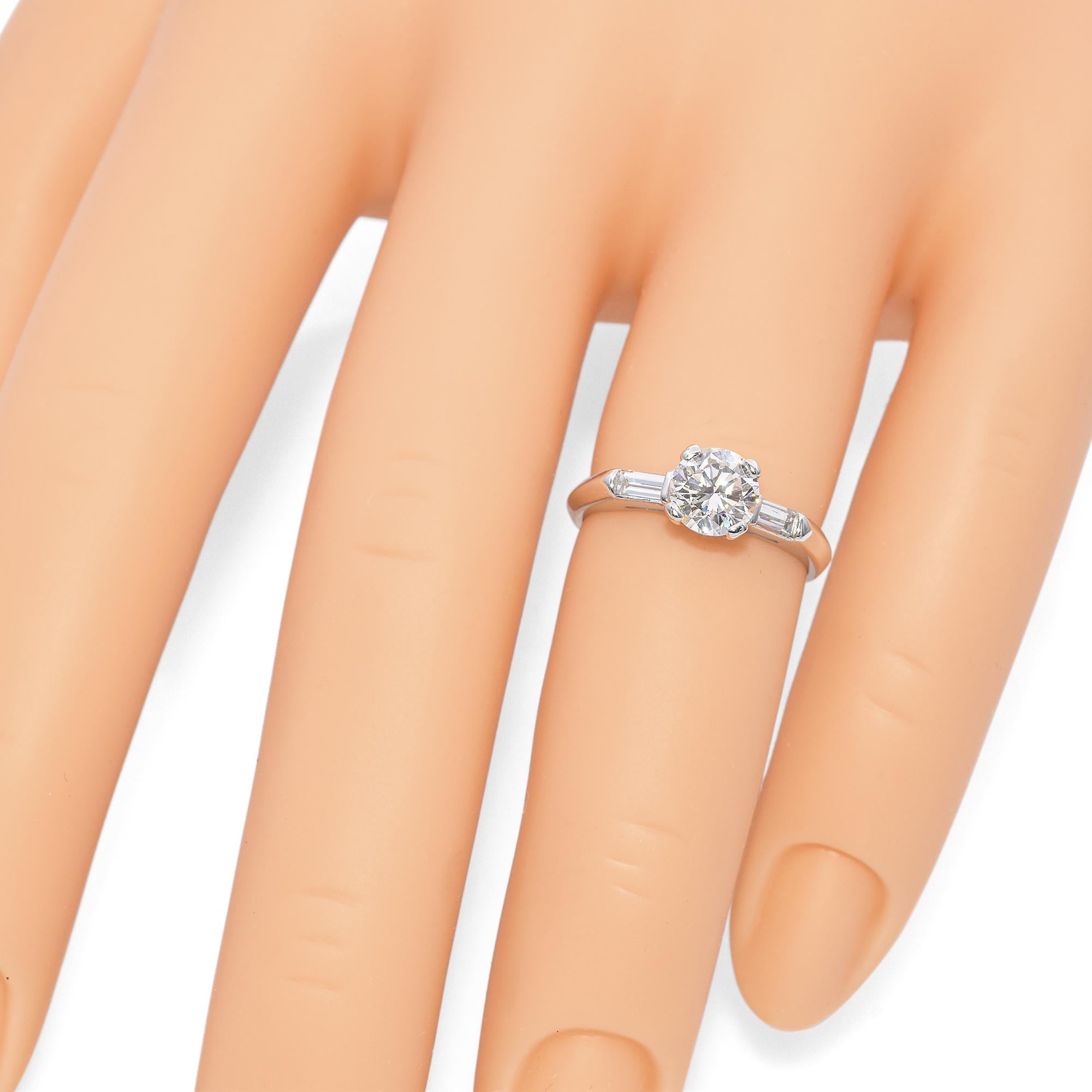 Women's Vintage 14K White Gold 1.05 TCW Diamond Engagement Ring For Sale