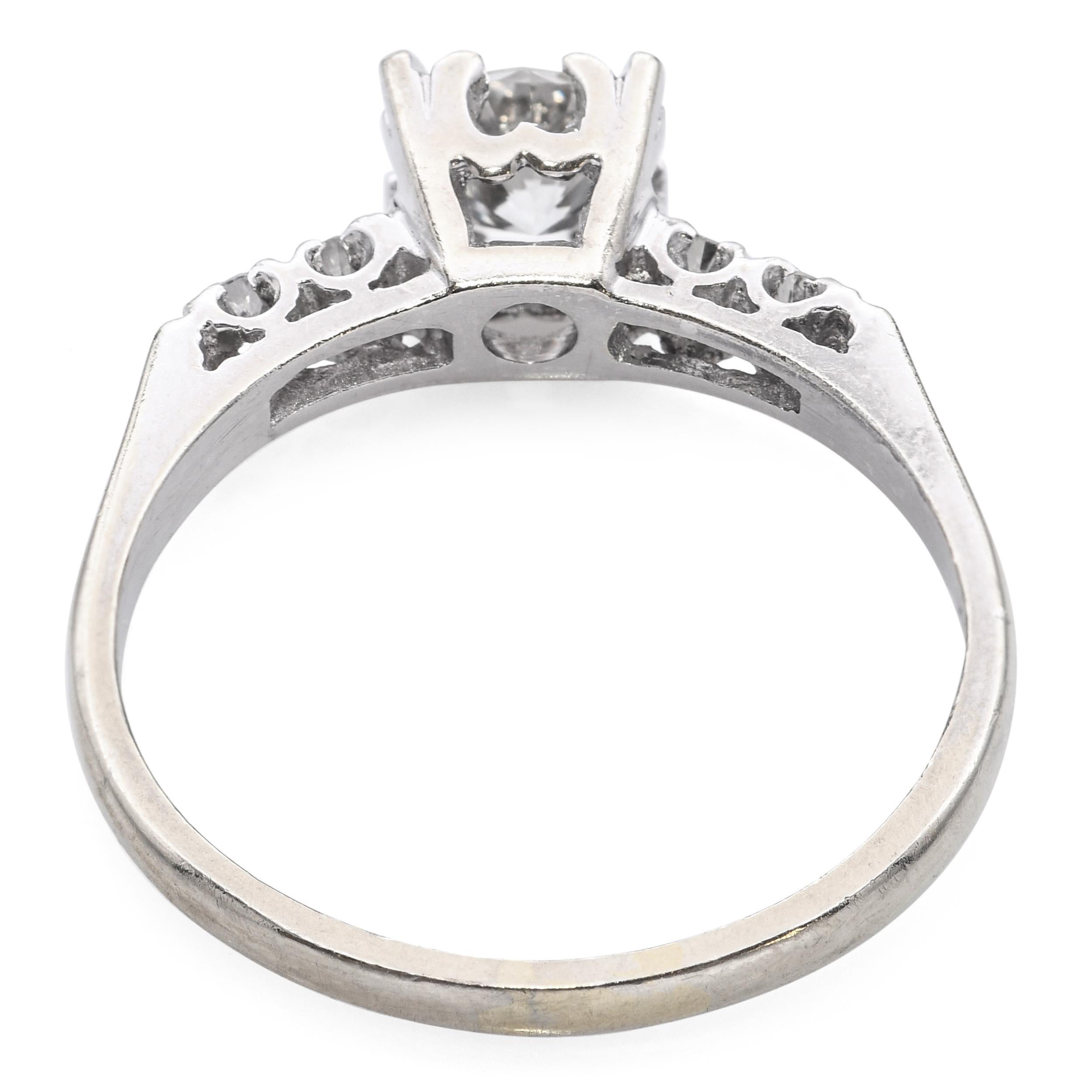 Donna Anello di fidanzamento con diamante vintage in oro bianco 14k 1,12tcw J VS1 in vendita