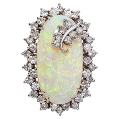 Anello d
epoca in oro bianco 14k con opale e diamanti da 1,26tcw e aureola