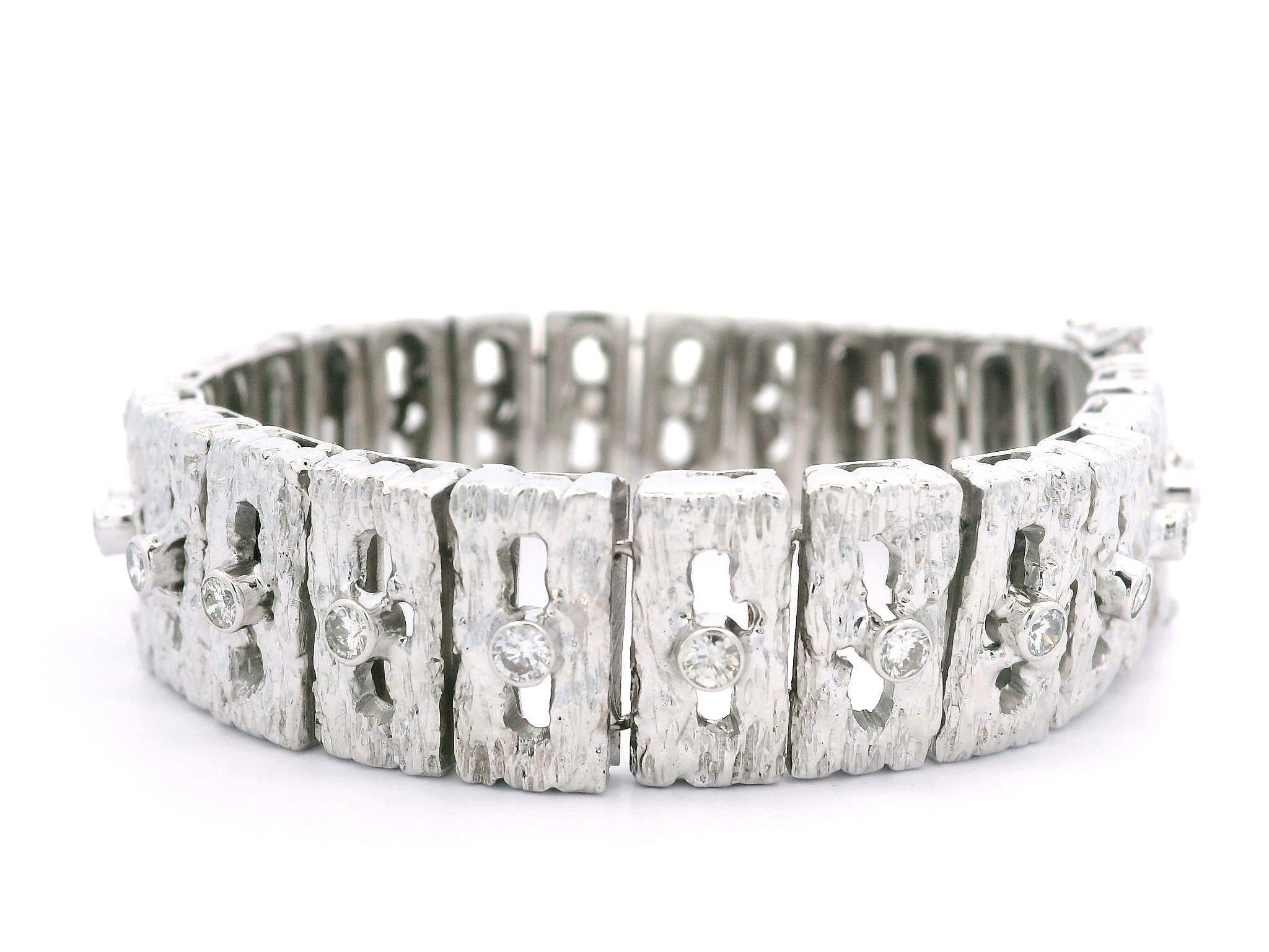 Bracciale Vintage in oro bianco 14k 1,50ctw con lunetta e diamante Bark a linea larga In condizioni ottime in vendita a Montclair, NJ