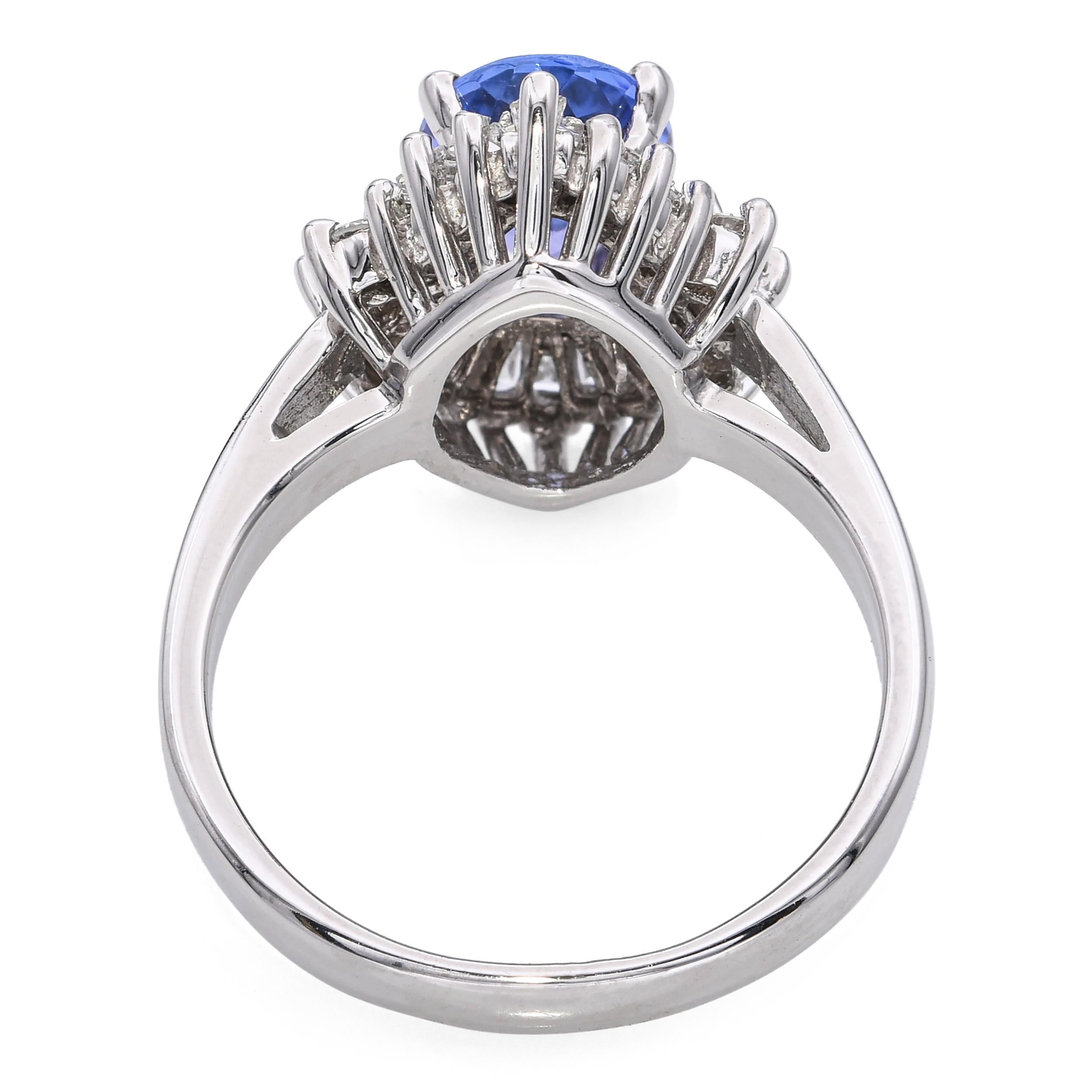 Donna Anello vintage in oro bianco 14k con tanzanite e diamanti da 1,53 carati in vendita