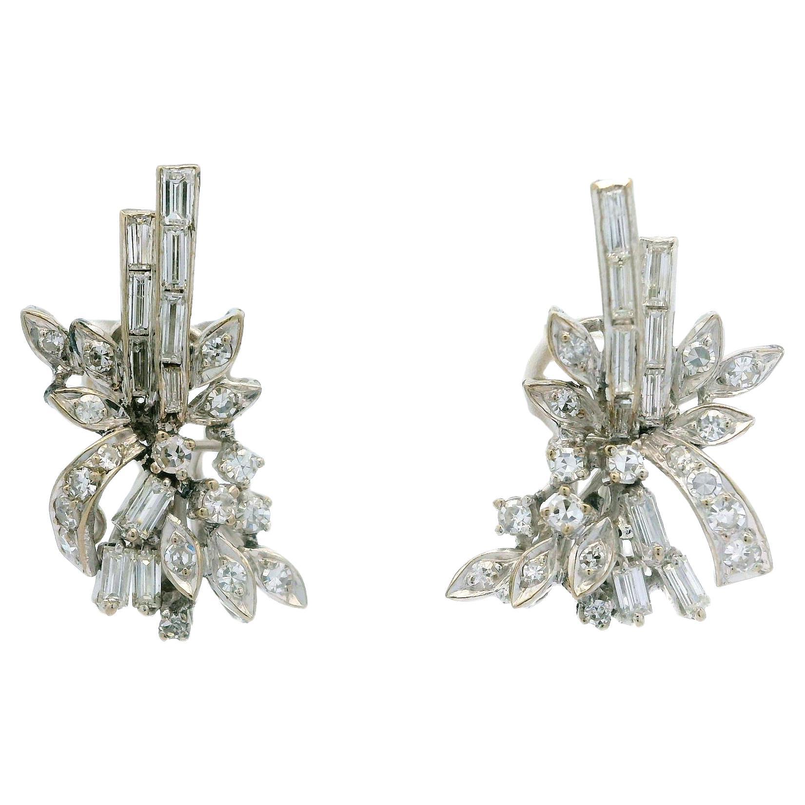 Vintage 14k White Gold 1.75ctw Baguette 
Single Diamond Spray Clip on Earrings