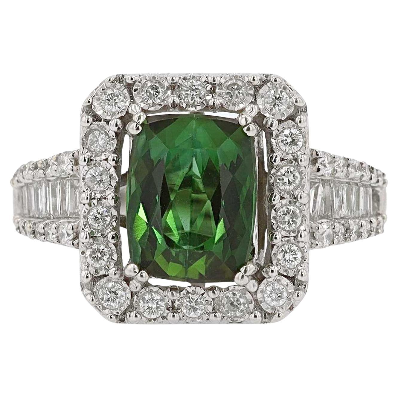 Anillo vintage de oro blanco de 14k con diamantes y turmalina verde de 2,06 ct