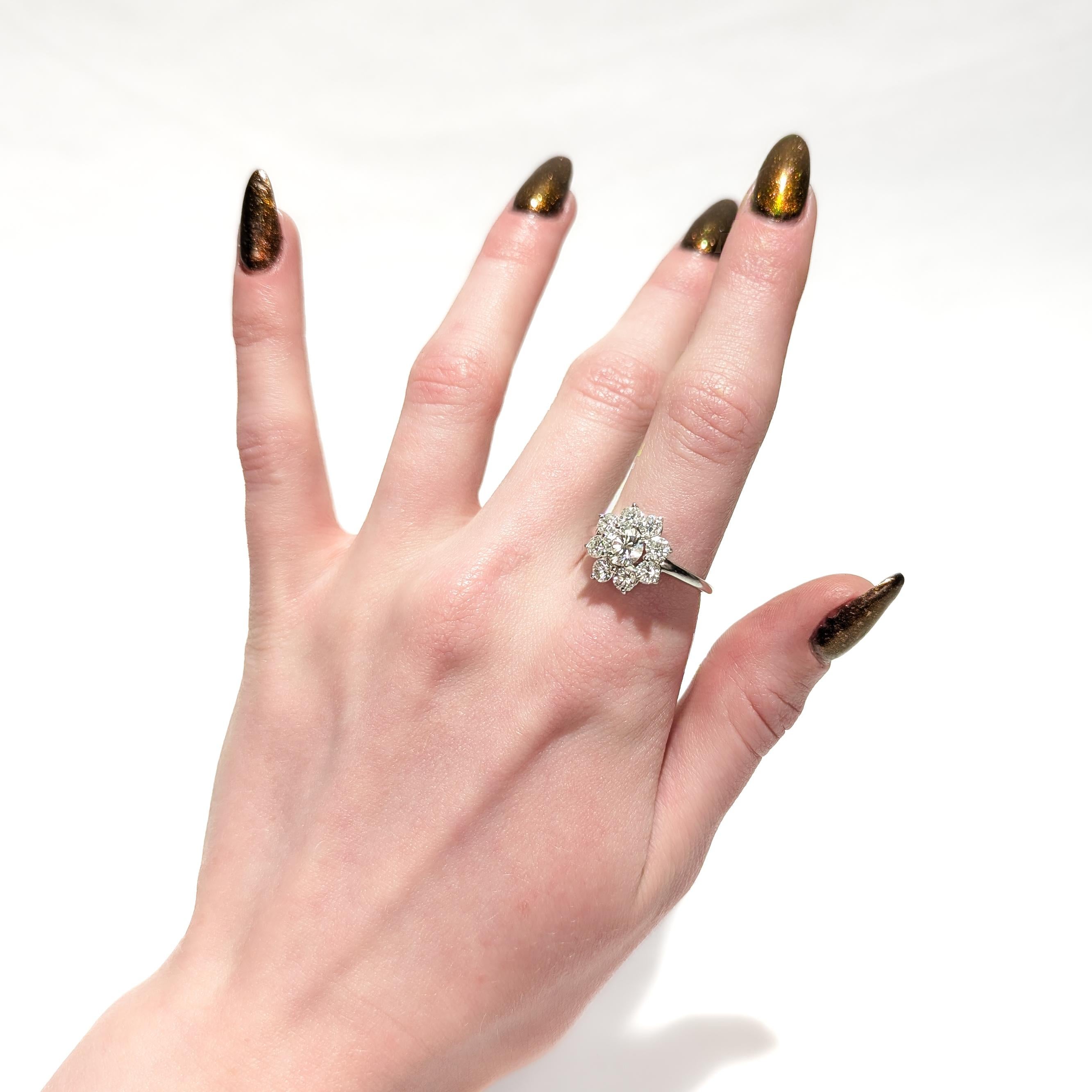 Round Cut Vintage 14K White Gold & 2.25 Ctw Diamond Flower or Snowflake Cocktail Ring For Sale