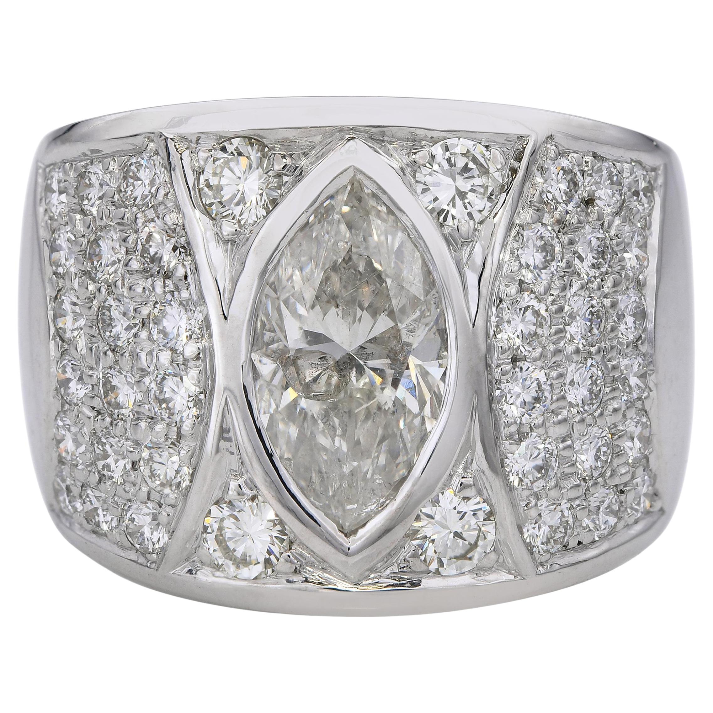 Vintage 14k White Gold 3.39tcw Marquise 
Round Diamond Ring For Sale