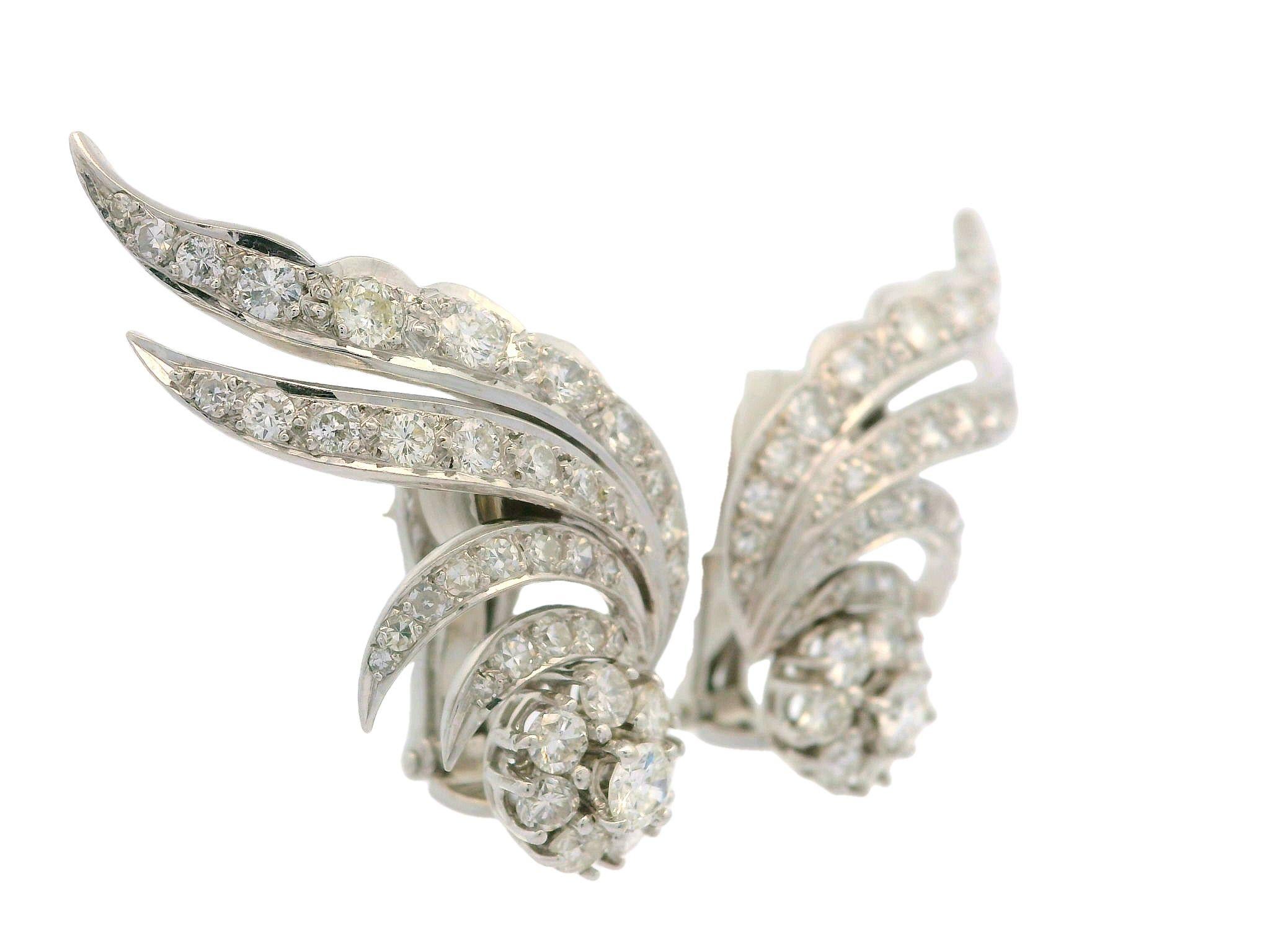 Vintage 14k White Gold 3tw Diamond Flames Scalloped Design Climber Earrings For Sale 2