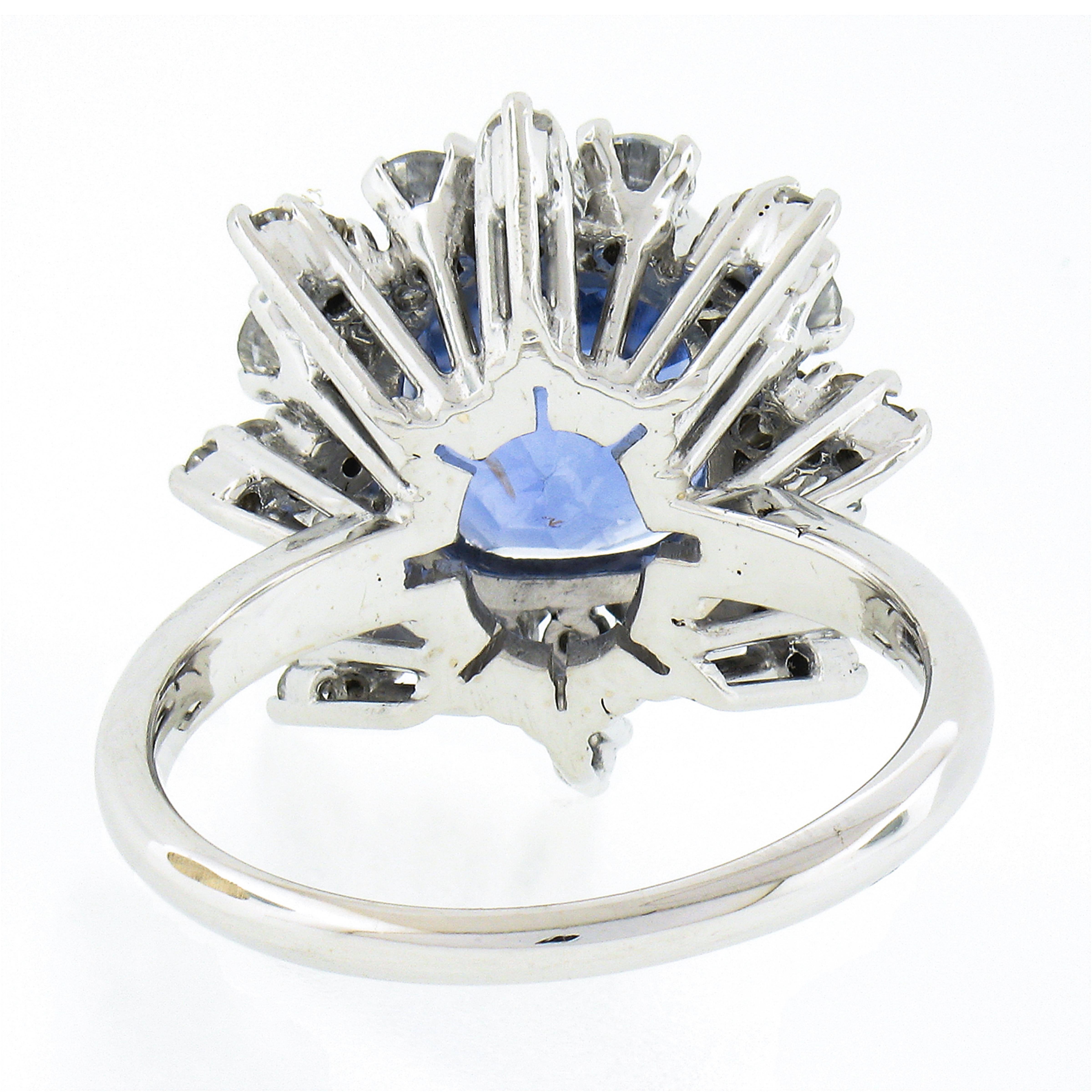 Vintage 14k White Gold 5.53ctw GIA No Heat Cushion Sapphire W/ Diamond Halo Ring In Fair Condition In Montclair, NJ