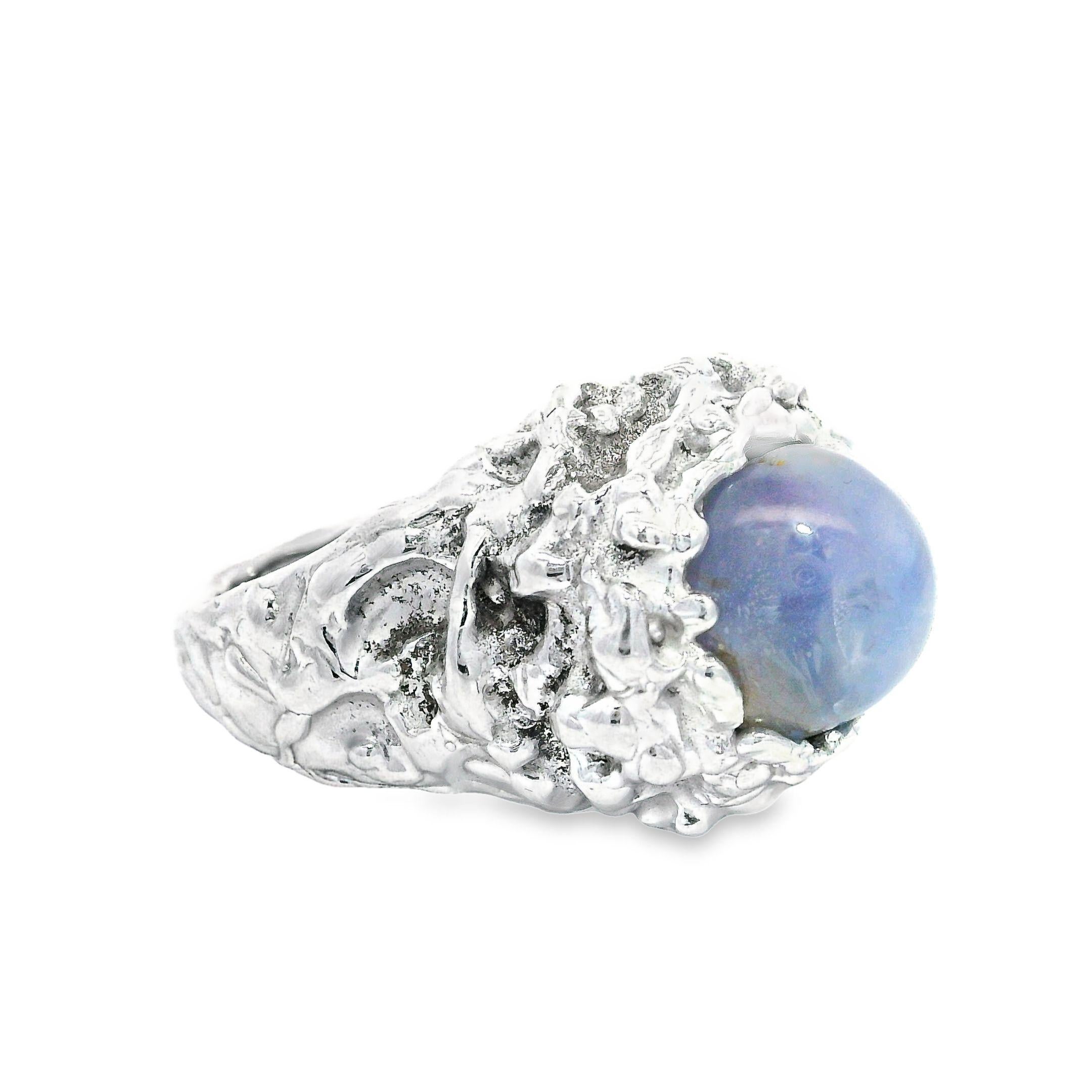Vintage 14k White Gold 7ct Blue Star Sapphire Nugget Texture High Profile Ring For Sale 4