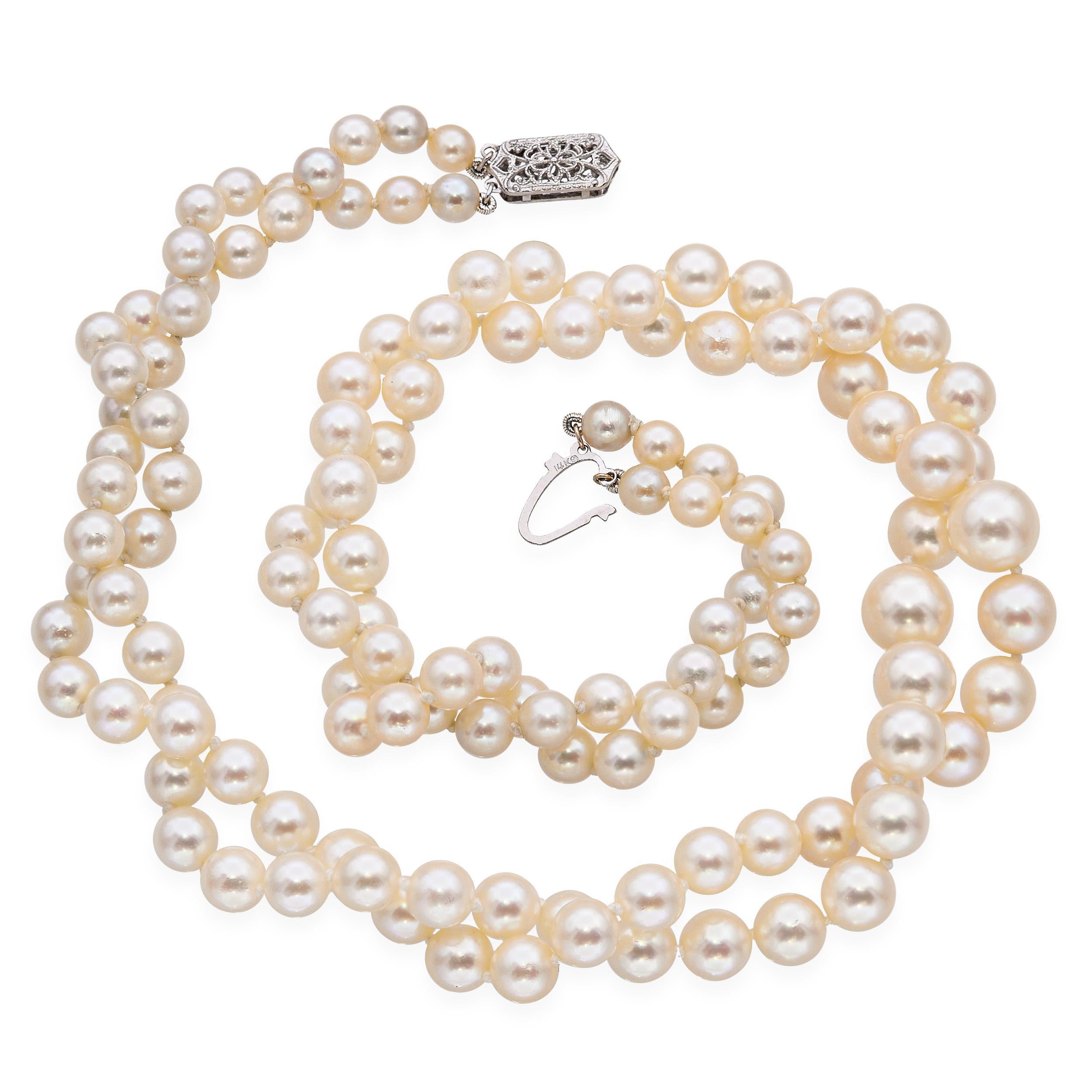 Collana a doppio filo con perle Akoya d'epoca in oro bianco 14k In condizioni buone in vendita a New York, NY