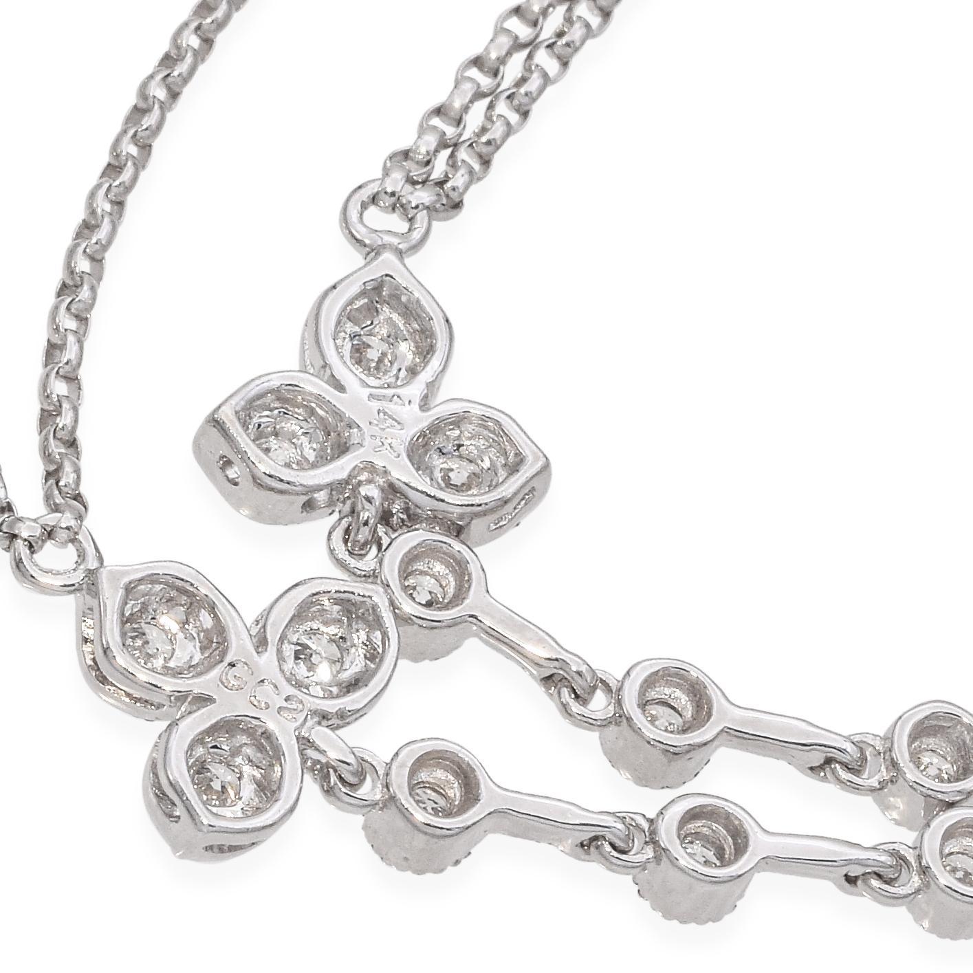 Collier fleur suspendue vintage en or blanc 14k et diamants Pour femmes en vente