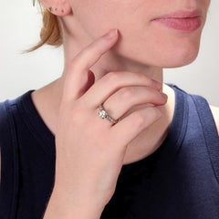 Anello di fidanzamento vintage in oro bianco 14K e diamanti naturali da 0,90 carati con taglio a brillante