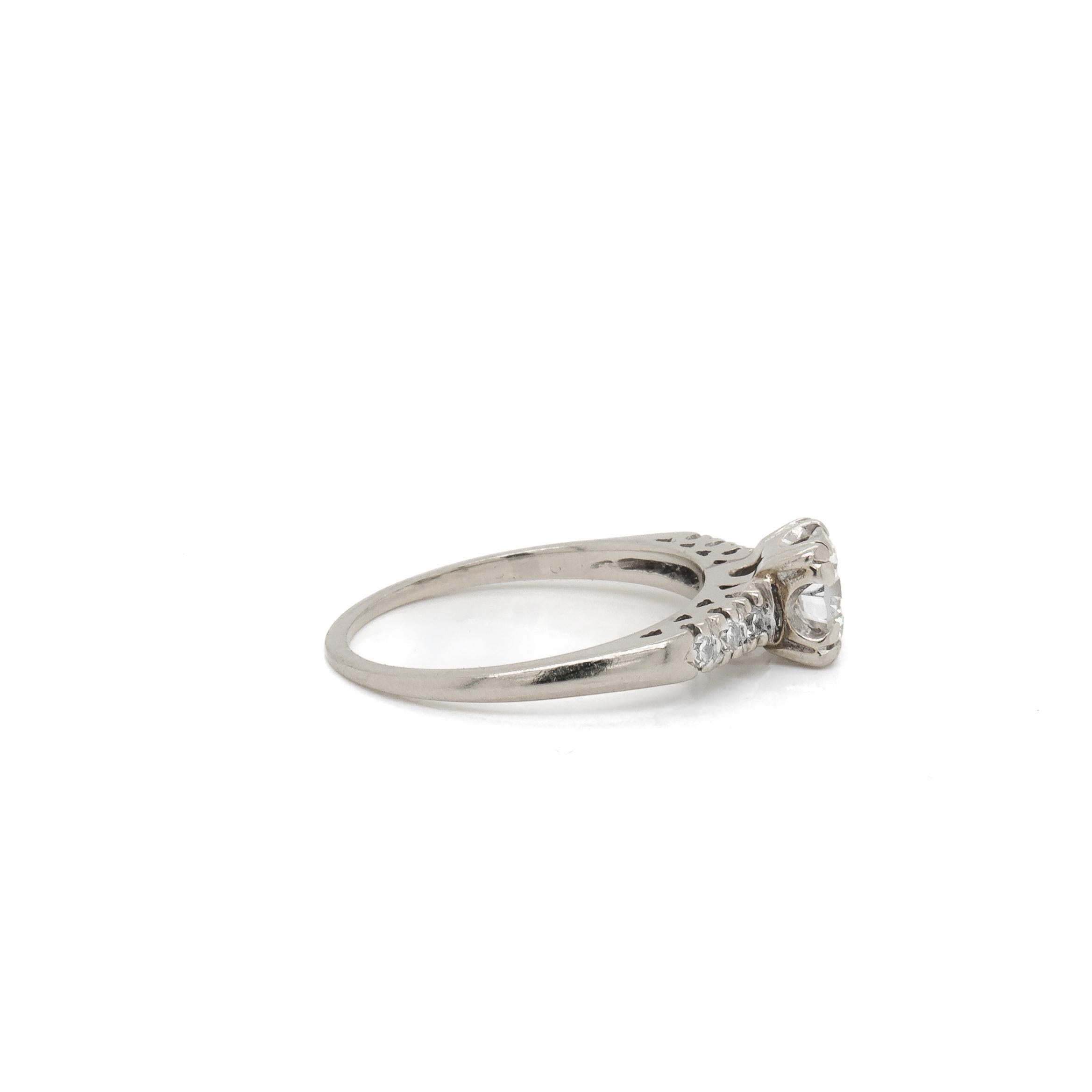 Vintage 14K White Gold & Brilliant Cut 0.90 CT Natural Diamond Engagement Ring For Sale 2