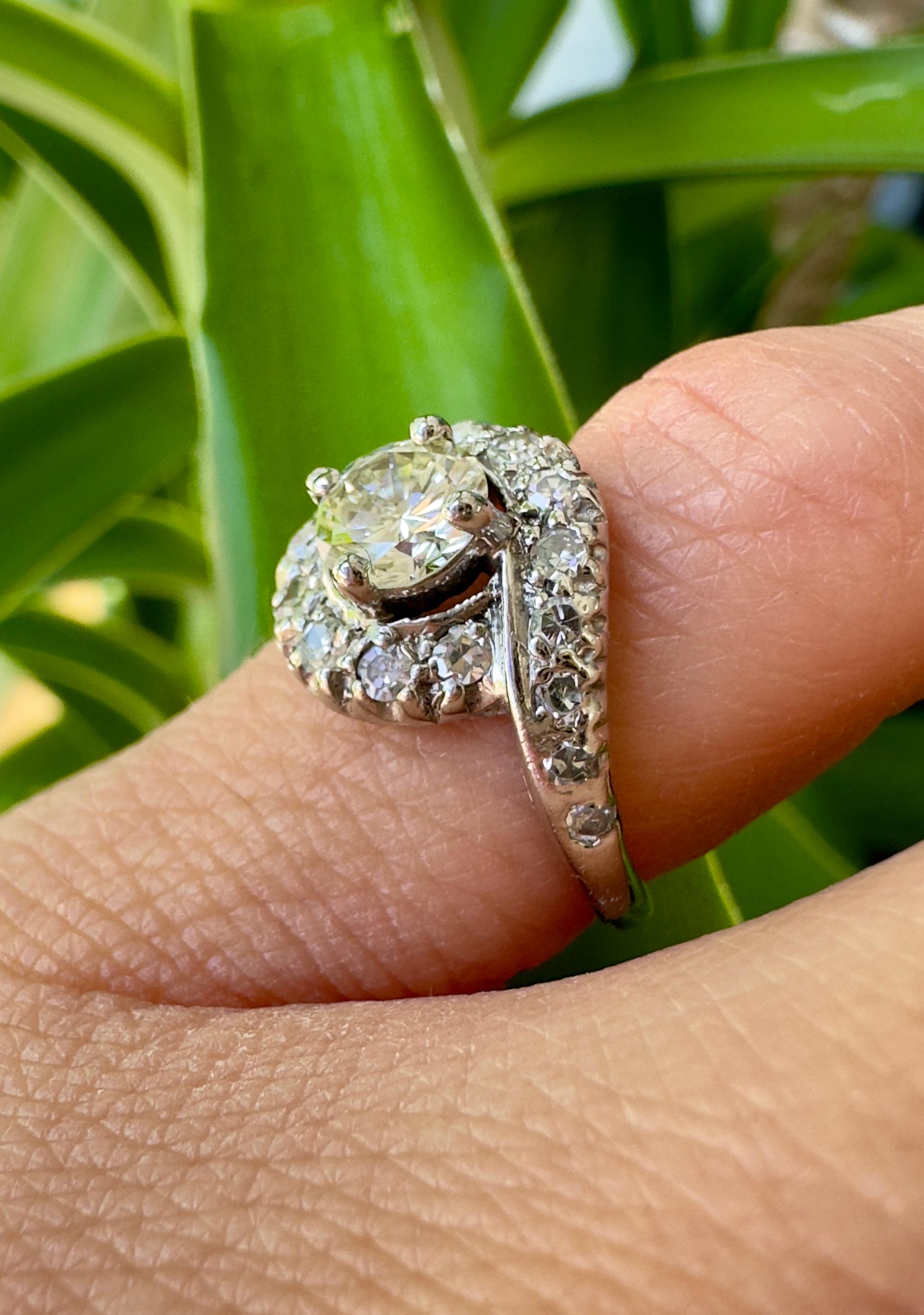 Vintage 14K White Gold Bypass Diamond Ring For Sale 1