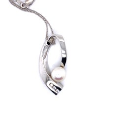 Vintage 14K White Gold Diamond and Pearl Abstract Pendant with Chain