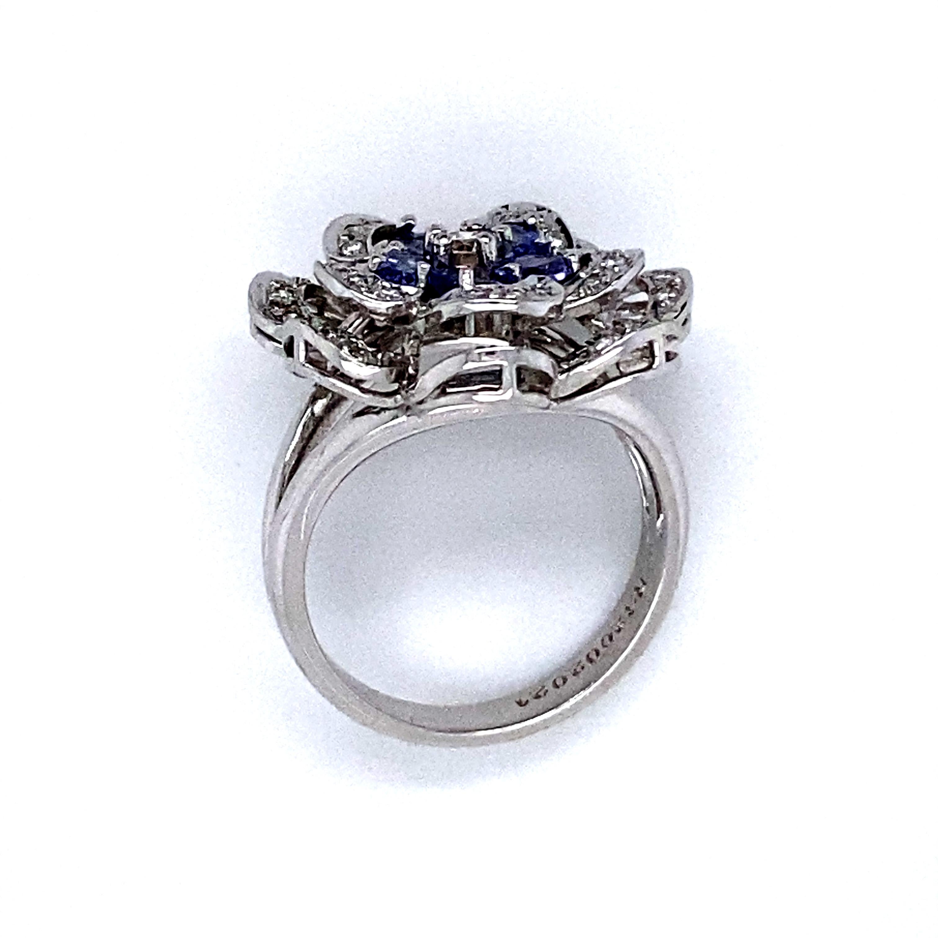 Vintage 14K White Gold Diamond and Tanzanite Cluster Ring Engagement In Good Condition In San Francisco, CA