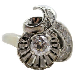 Bague ancienne en or blanc 14 carats avec diamants