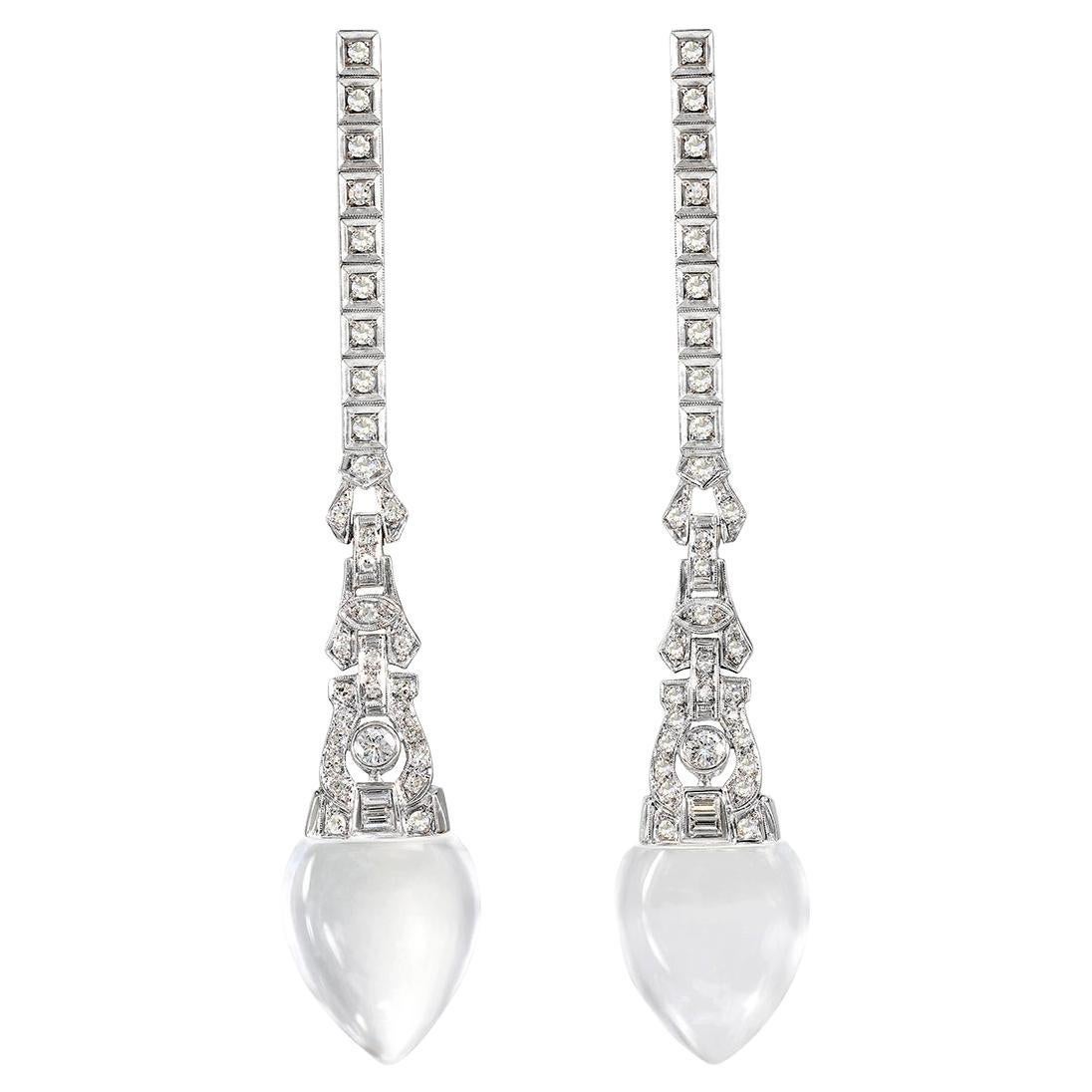 Boucles d'oreilles vintage en or blanc 14K avec diamants et gouttes de quartz de roche en vente