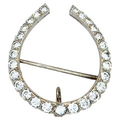 Vintage 14K White Gold Diamond Horseshoe Pin Brooch Pendant. - 1.90CT.