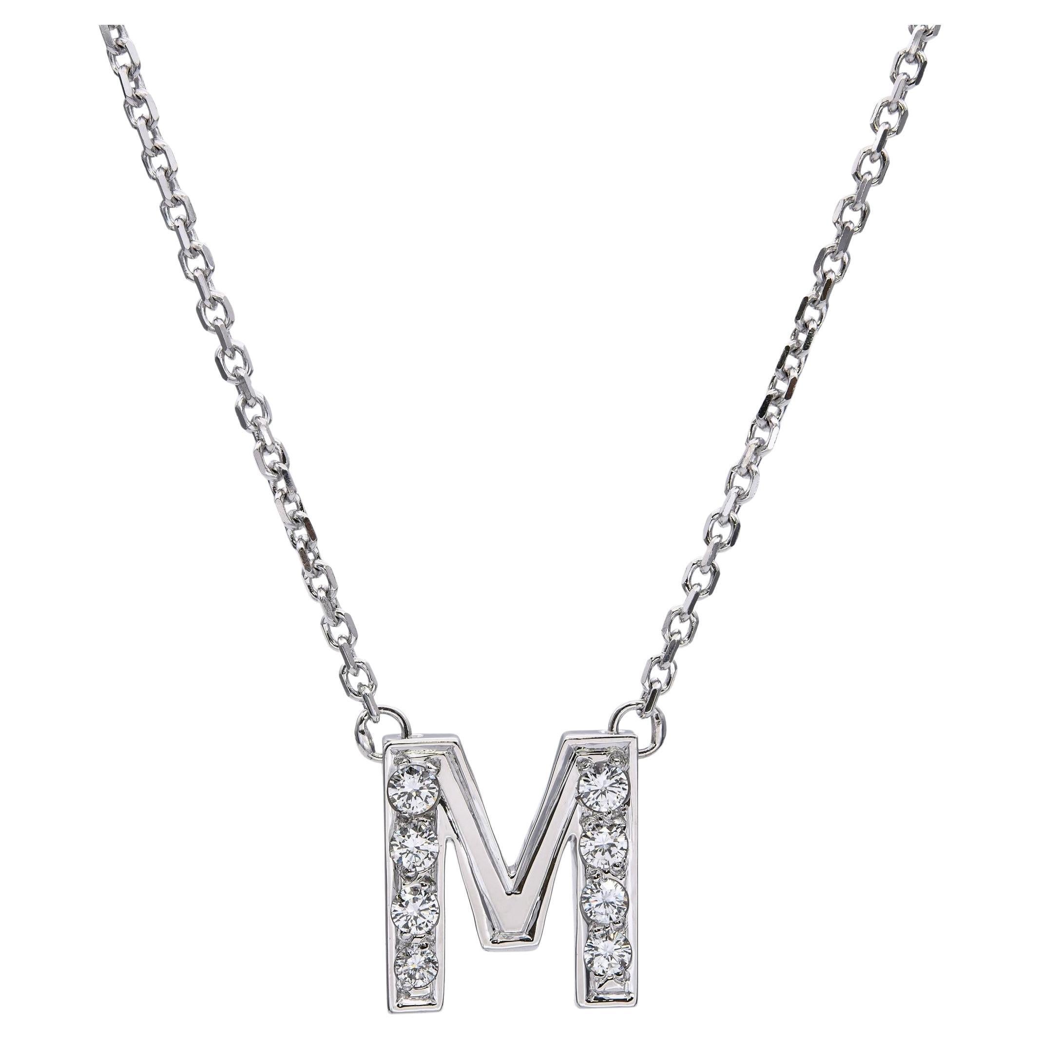 Vintage 14k White Gold Diamond M Initial Necklace (Collier avec Initiales) en vente