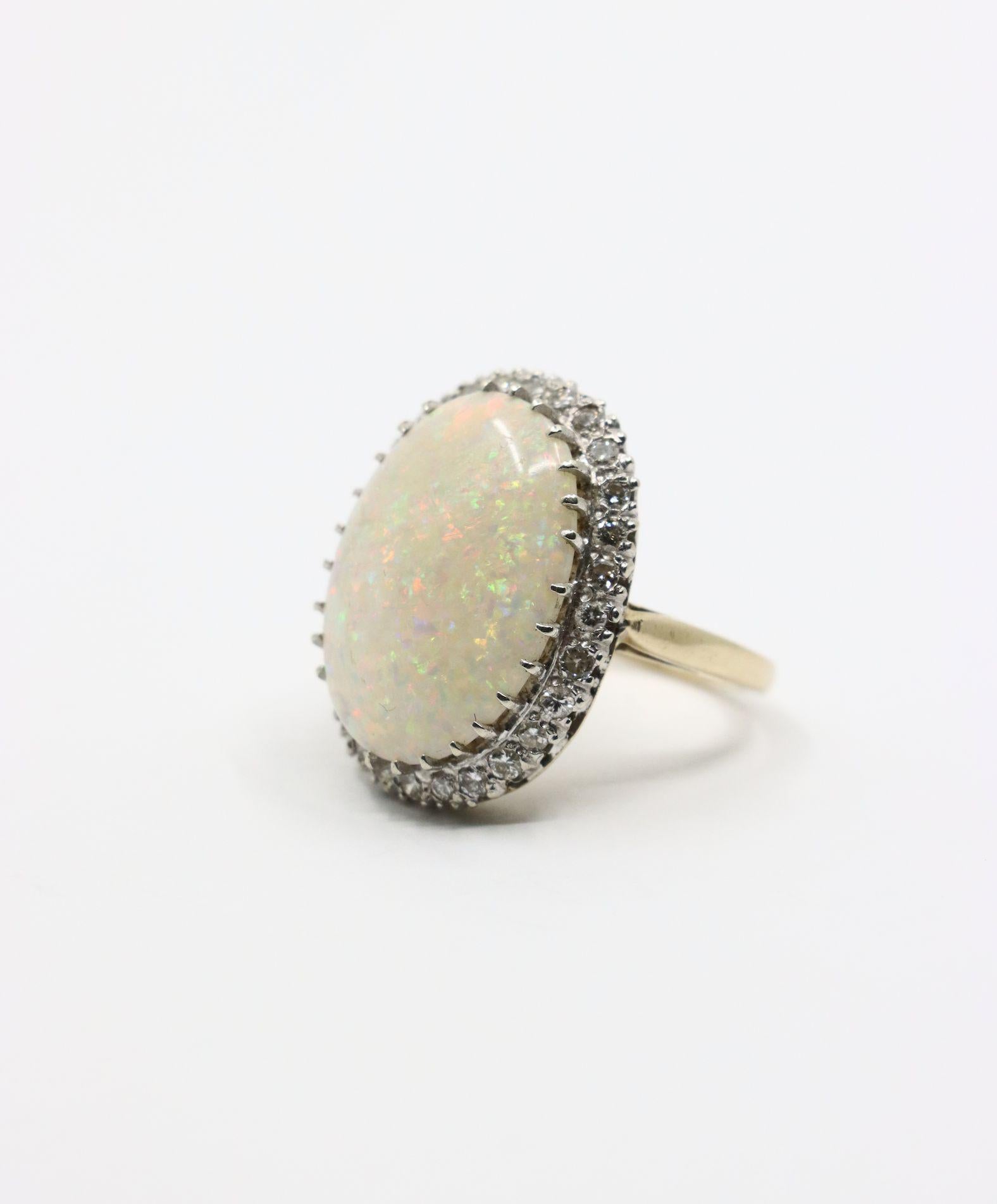 Vintage 14K Weißgold Diamant Opal Cocktail Ring im Angebot 4