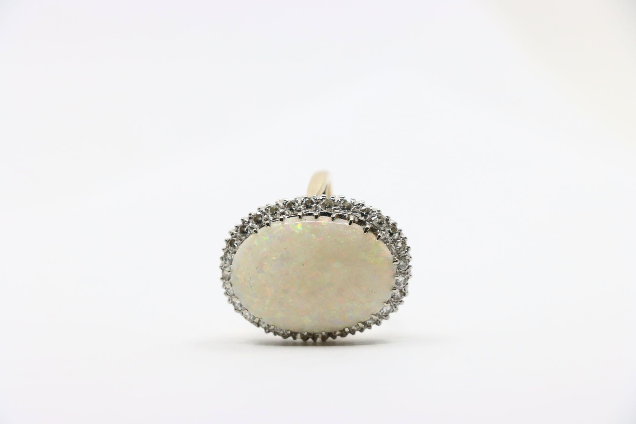 Vintage 14K Weißgold Diamant Opal Cocktail Ring im Angebot 5