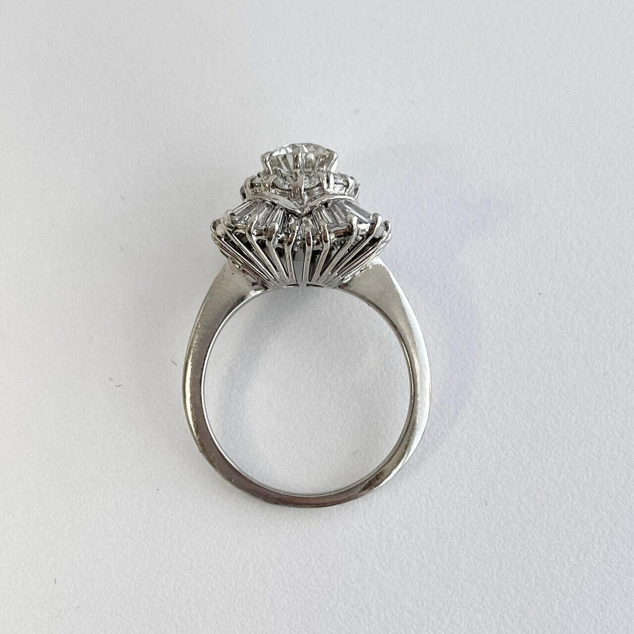 Vintage 14k White Gold Diamond Ring with Old European Cut Diamond In Excellent Condition For Sale In Los Angeles, CA
