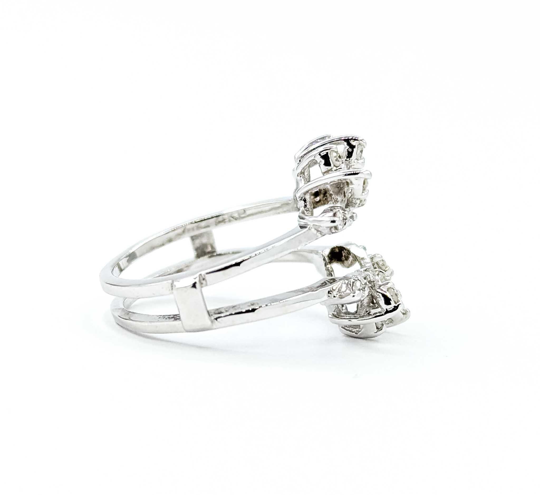 Anello vintage con diamanti in oro bianco 14k in vendita 1
