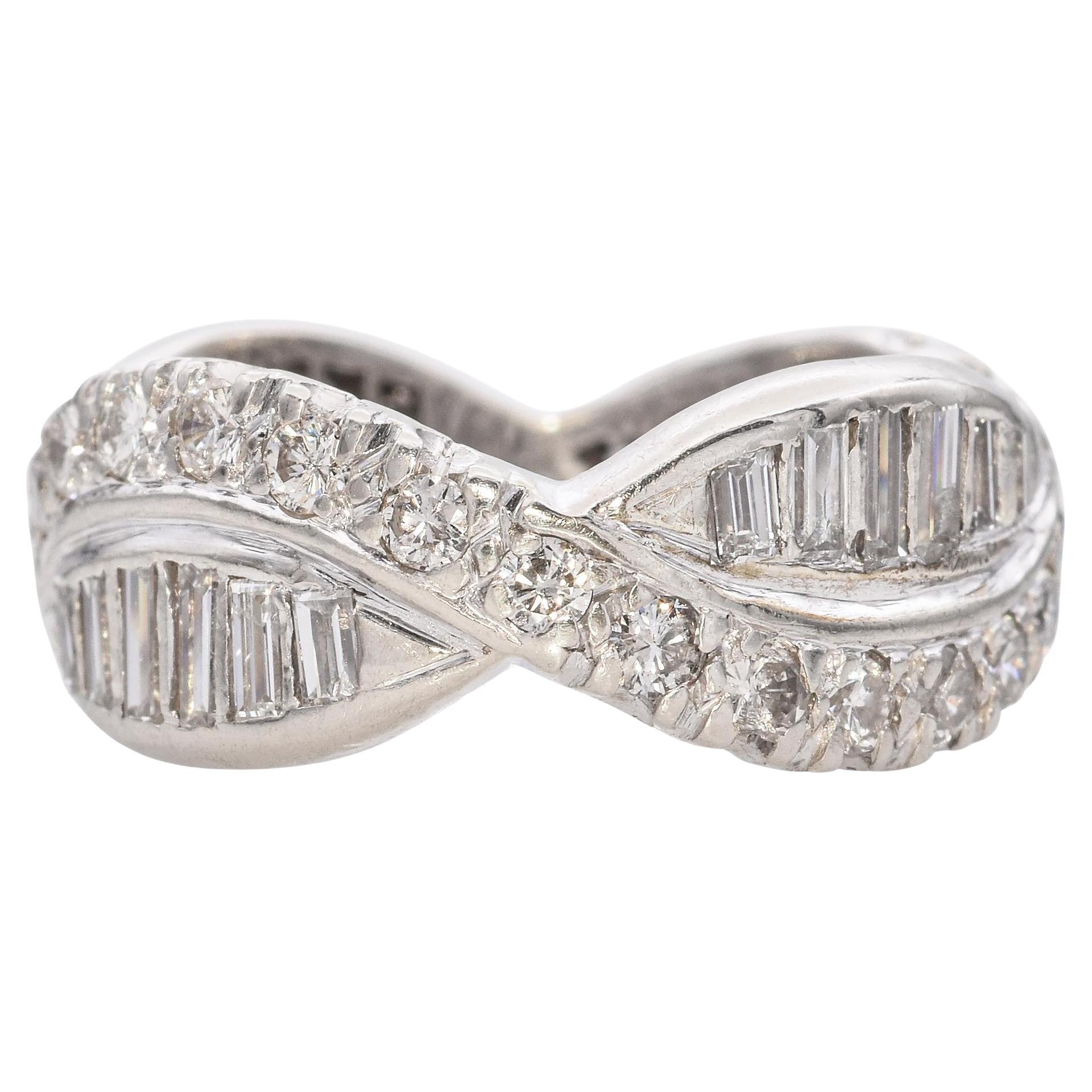 Alianza de boda vintage de diamantes en oro blanco de 14k