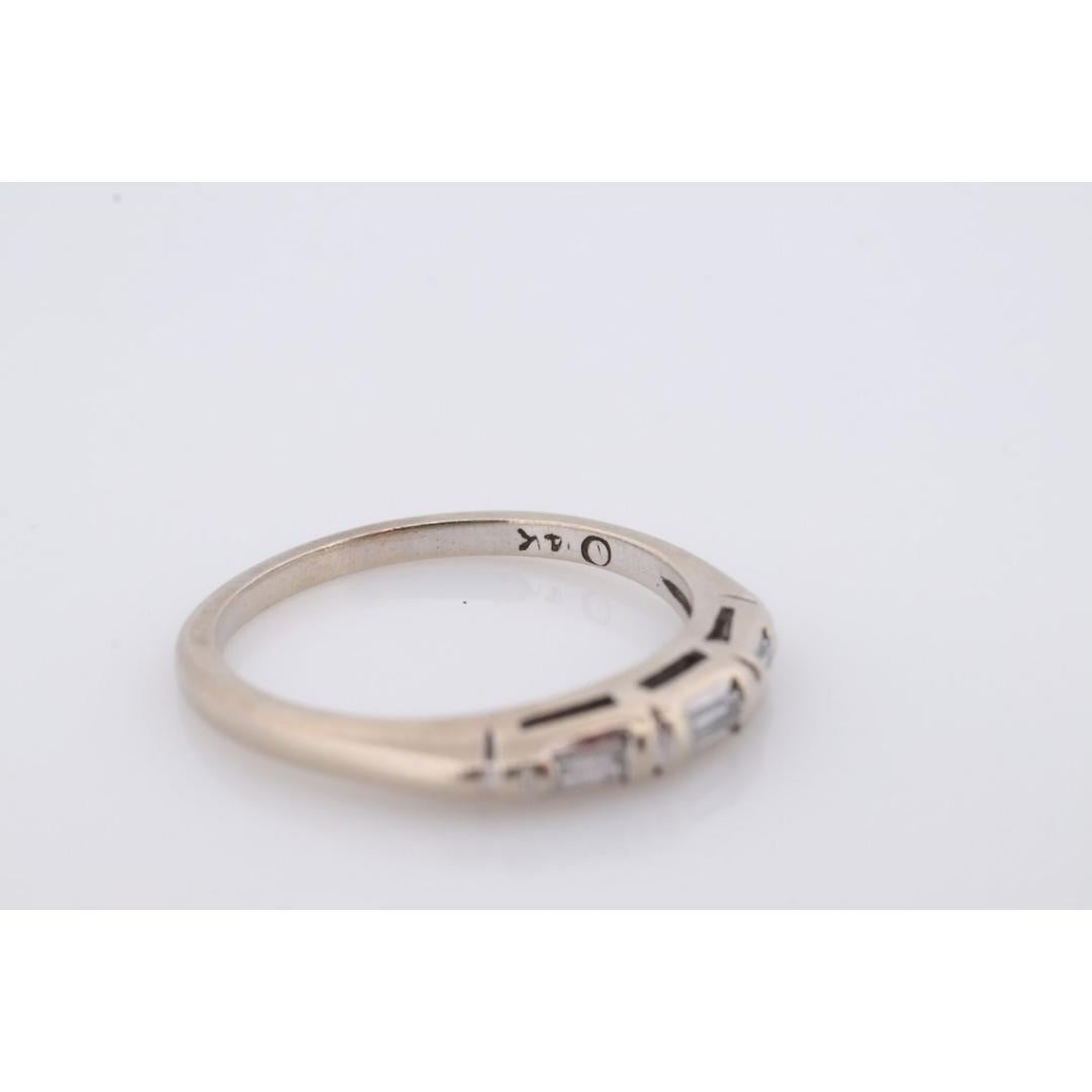 Vintage 14k White Gold Diamond Wedding Band with 3 (triple) stone DIAMONDS. For Sale 1