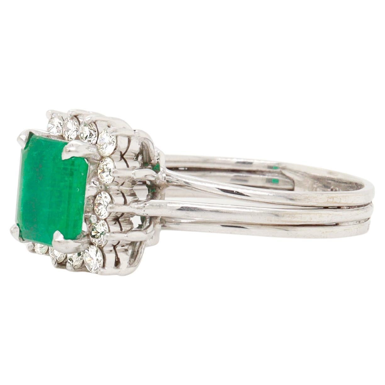 Retro Vintage 14K White Gold, Emerald, and Diamond Cocktail Ring For Sale