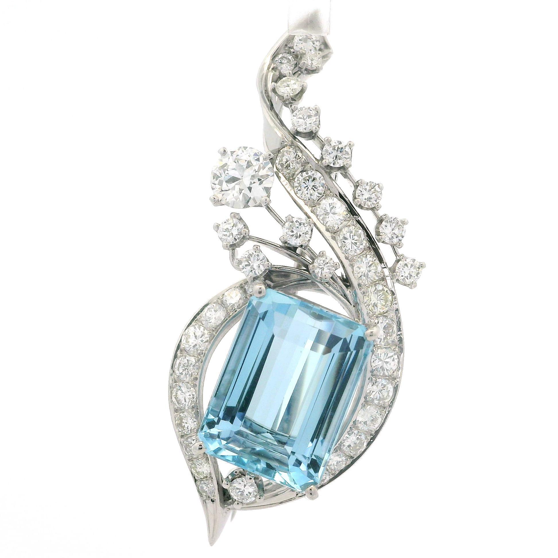 Vintage 14k White Gold GIA 13.70ctw High Quality Aquamarine & Diamond Pin Brooch For Sale 2