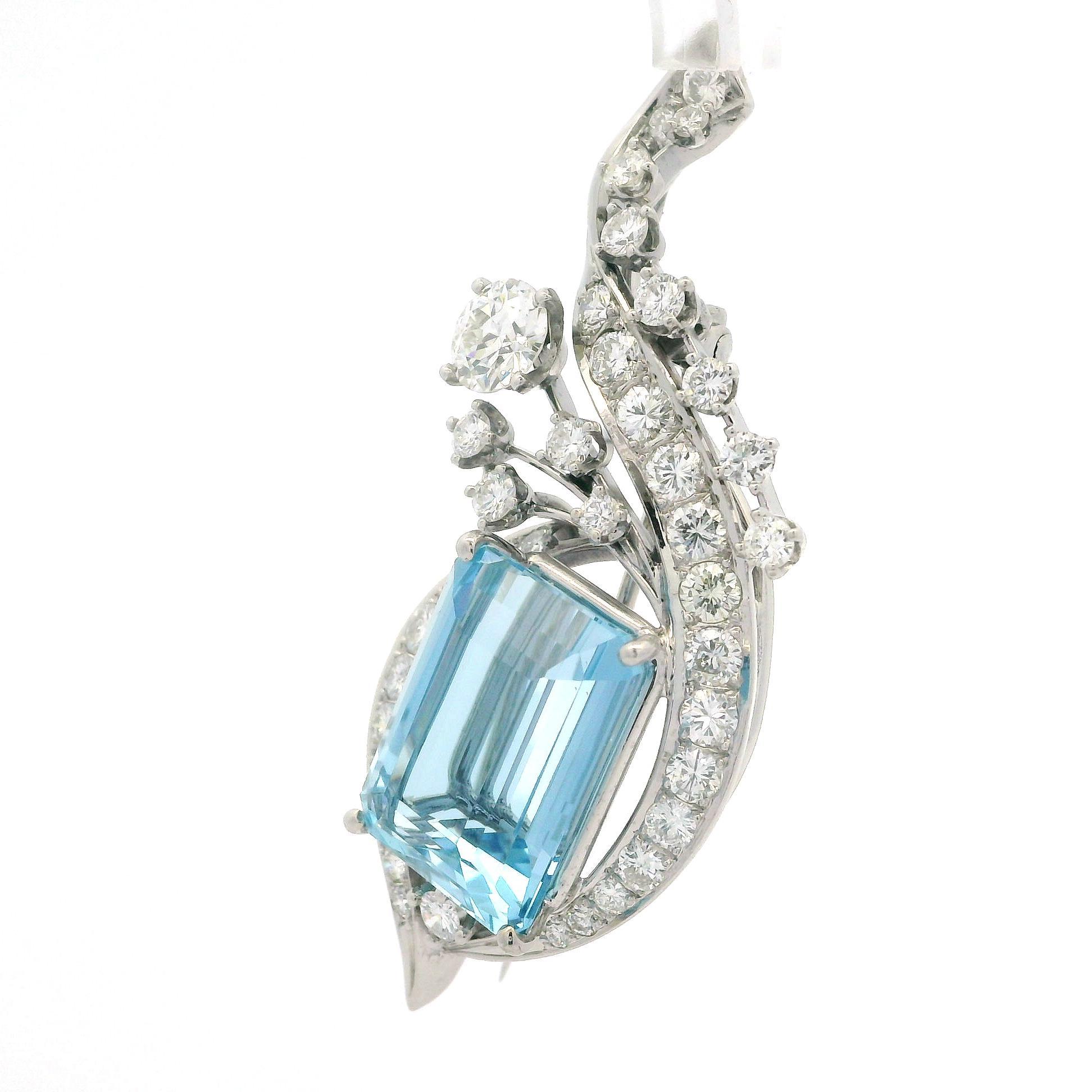 Vintage 14k White Gold GIA 13.70ctw High Quality Aquamarine & Diamond Pin Brooch For Sale 4
