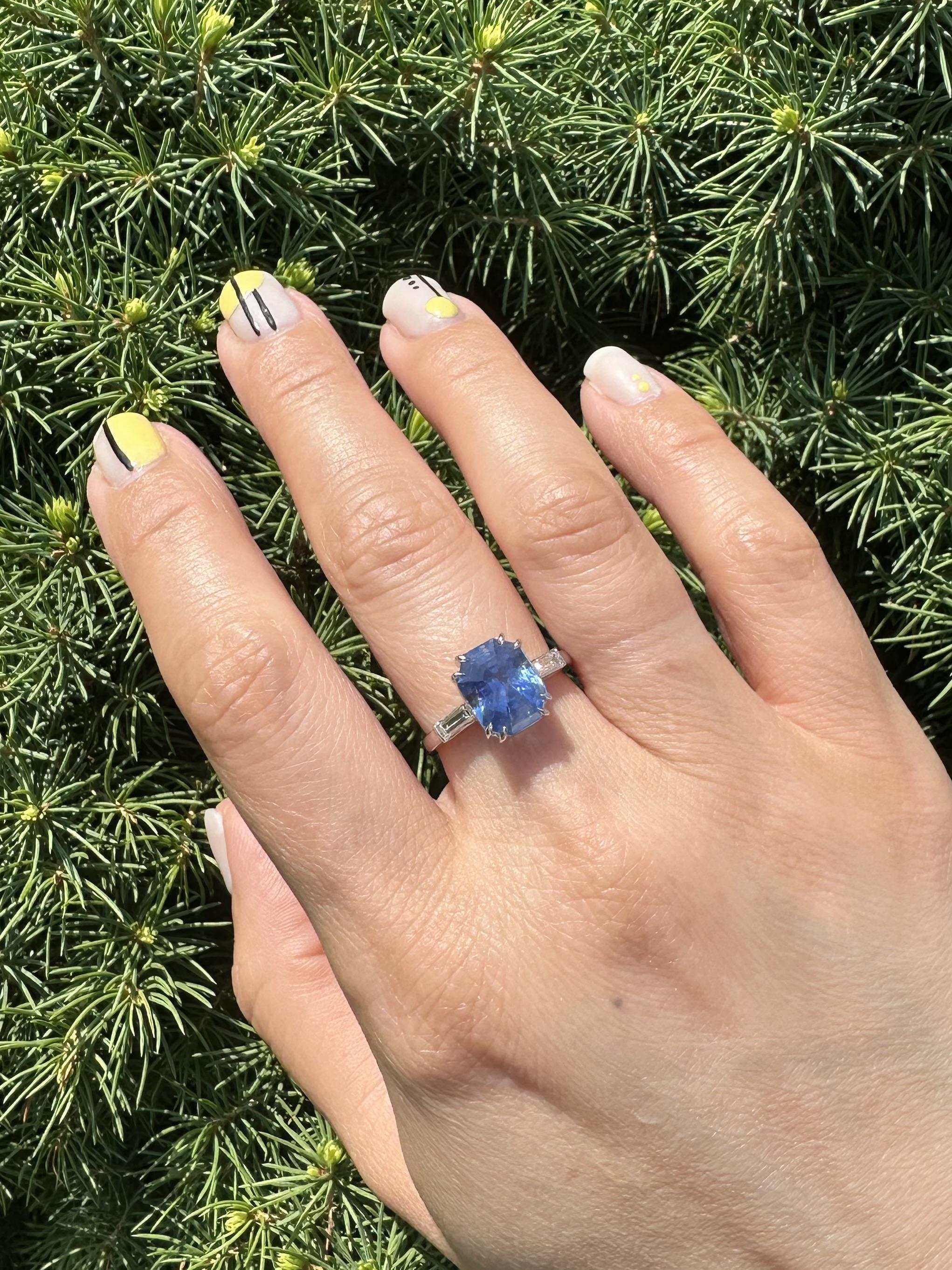 Vintage 14k White Gold GIA 5.32ct No Heat Ceylon Octagonal Sapphire Diamond Ring For Sale 5