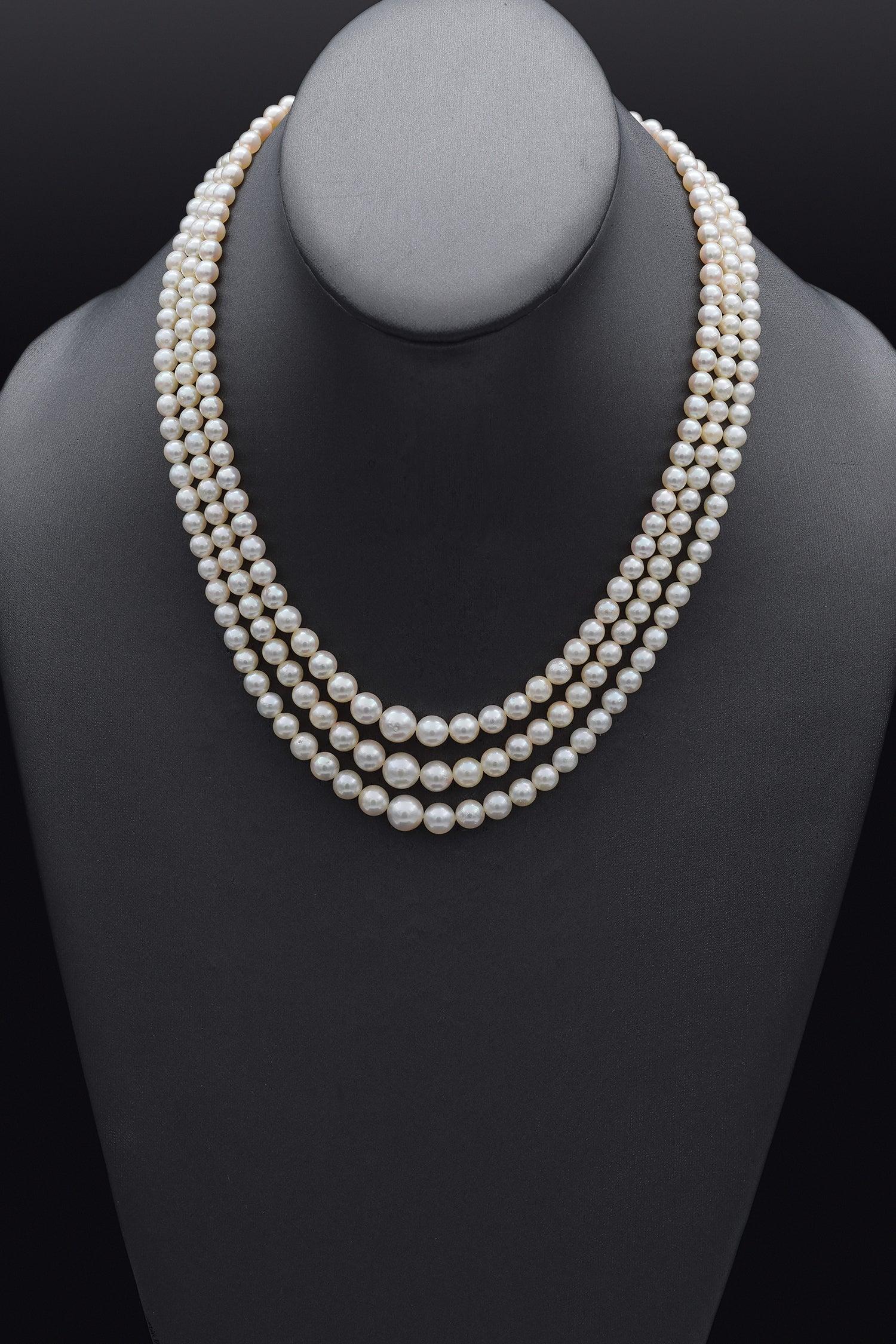 Collar vintage de perlas graduadas y turquesas en oro blanco de 14 quilates Cabujón en venta