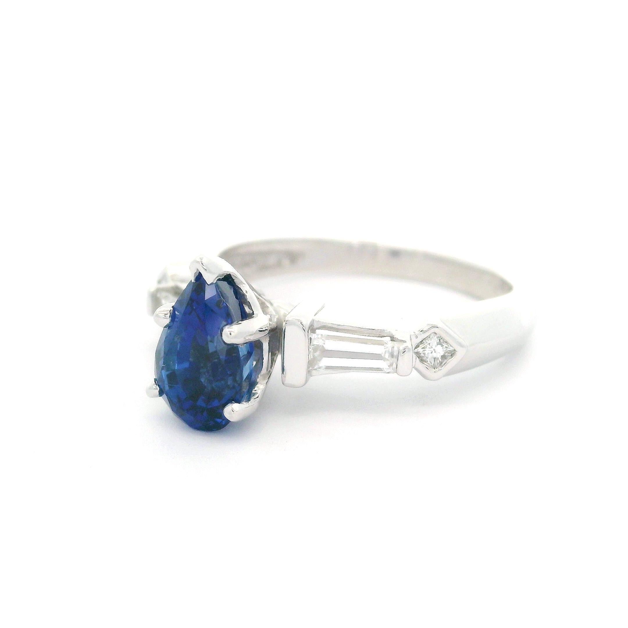 Vintage 14k White Gold Gubelin 2.12ctw Pear Cut Ceylon Sapphire & Diamond Ring For Sale 2