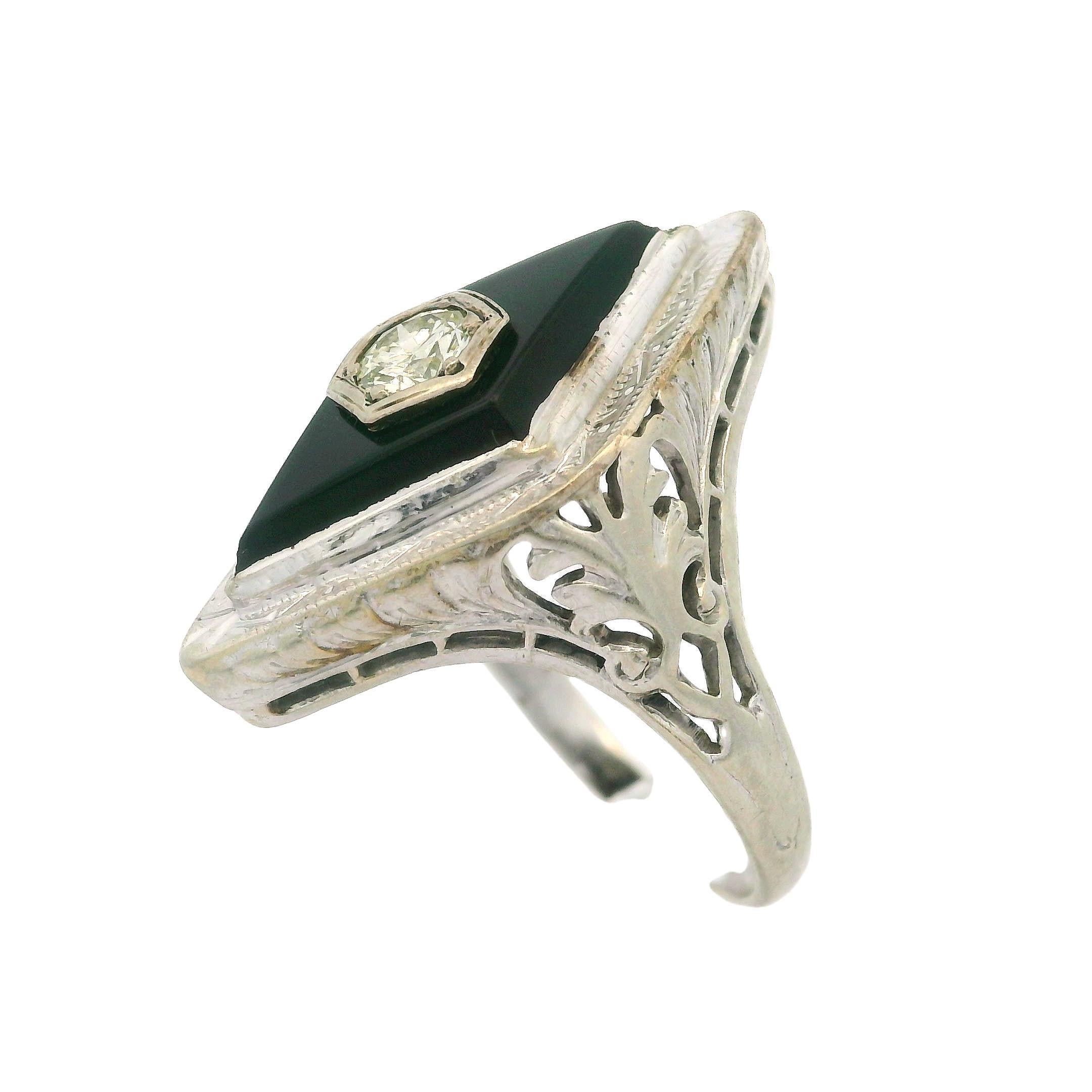 Offener Vintage-Ring aus 14 Karat Weißgold mit schwarzem Onyx in Rautenform und Diamant im Angebot 2