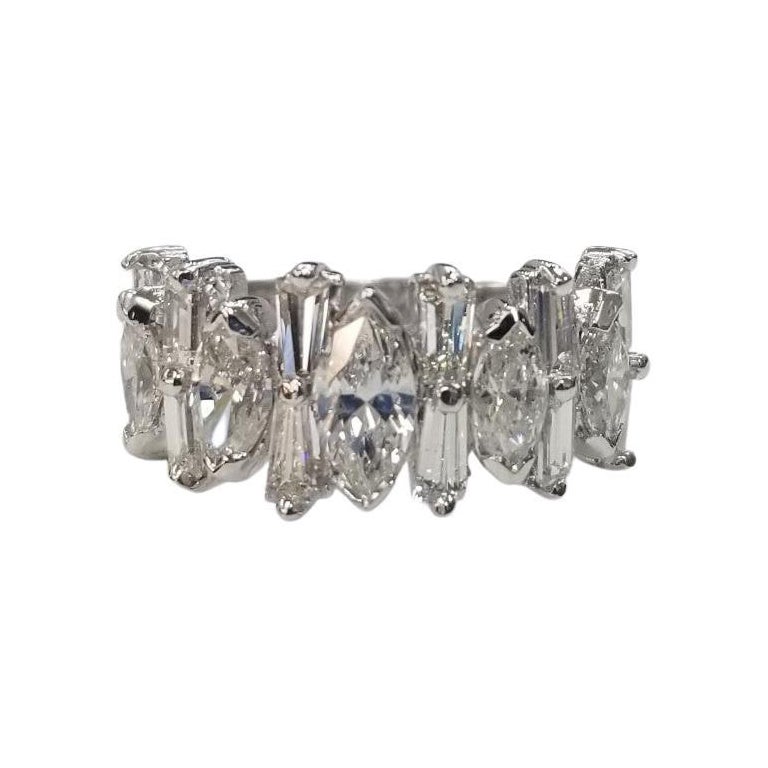 Vintage 14k white gold Marquise and Baguette Cut Diamond Wedding Ring For Sale