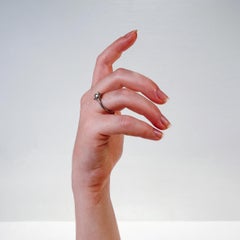 Anillo de compromiso vintage de oro blanco de 14k y diamantes talla mina antigua